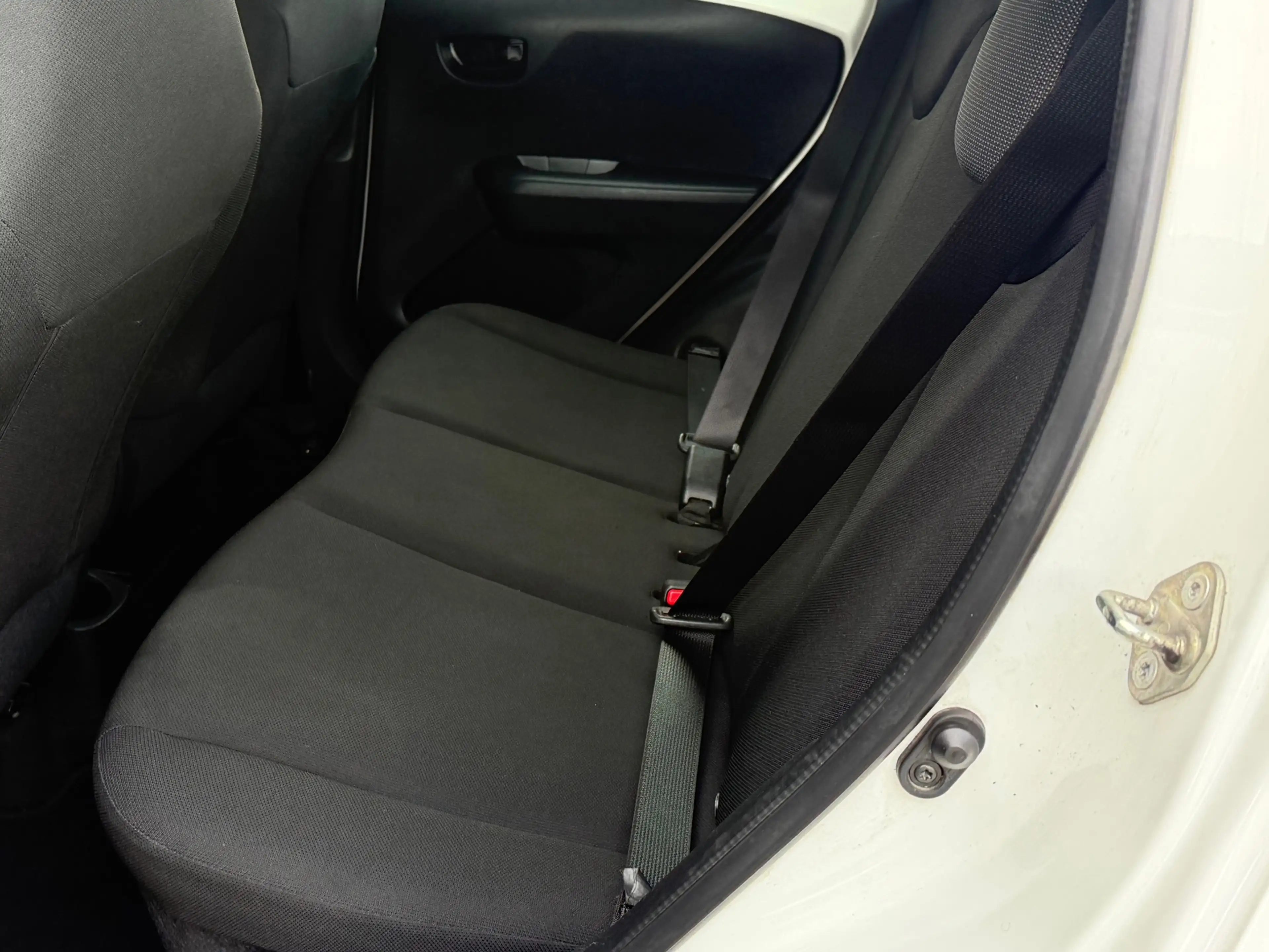Toyota Aygo 1.0 VVT-i x-fun — photo 15