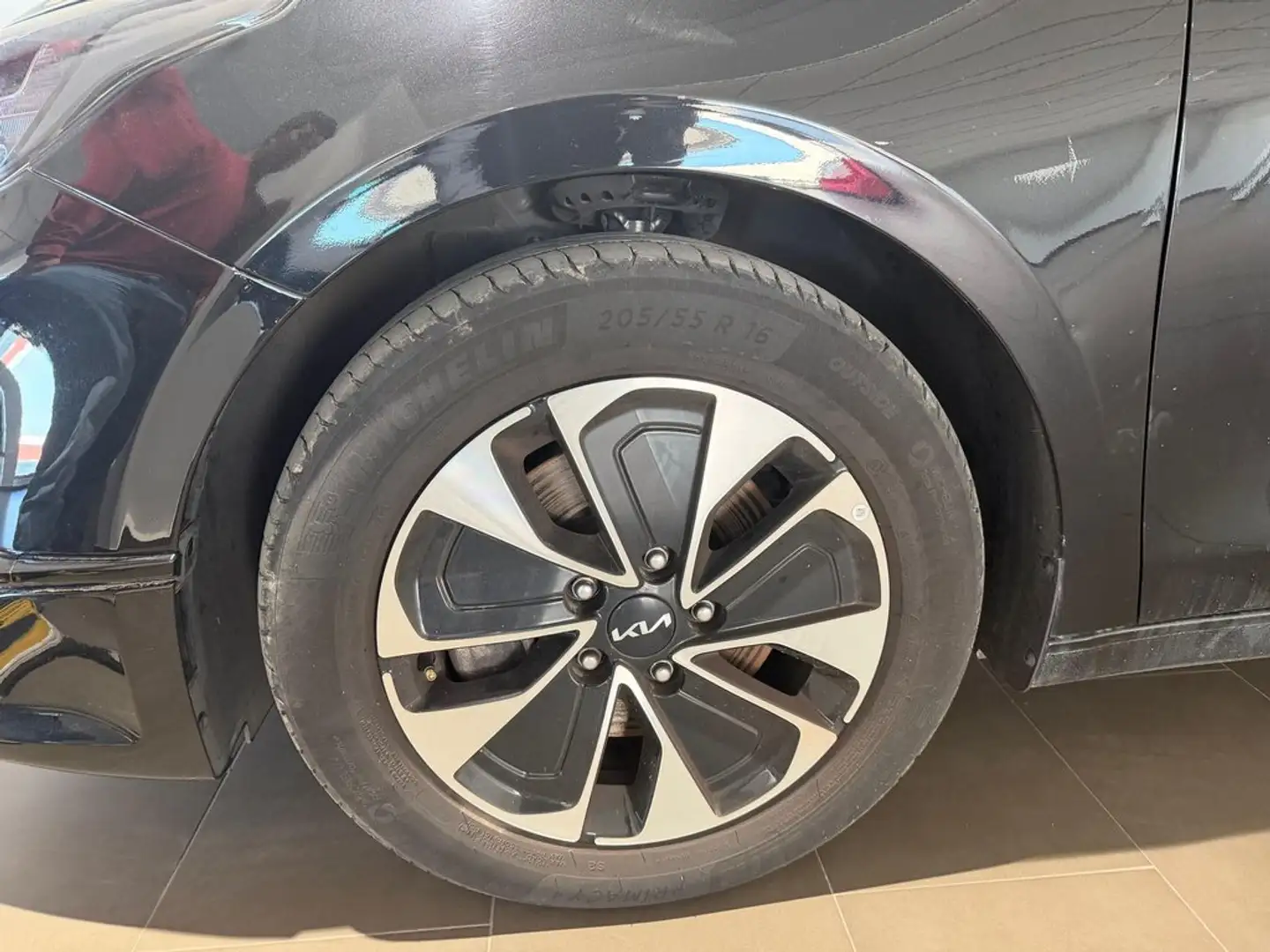 Kia Ceed / cee'd 1.0 T-GDI Eco-Dynamics Drive 100 Negro - 2