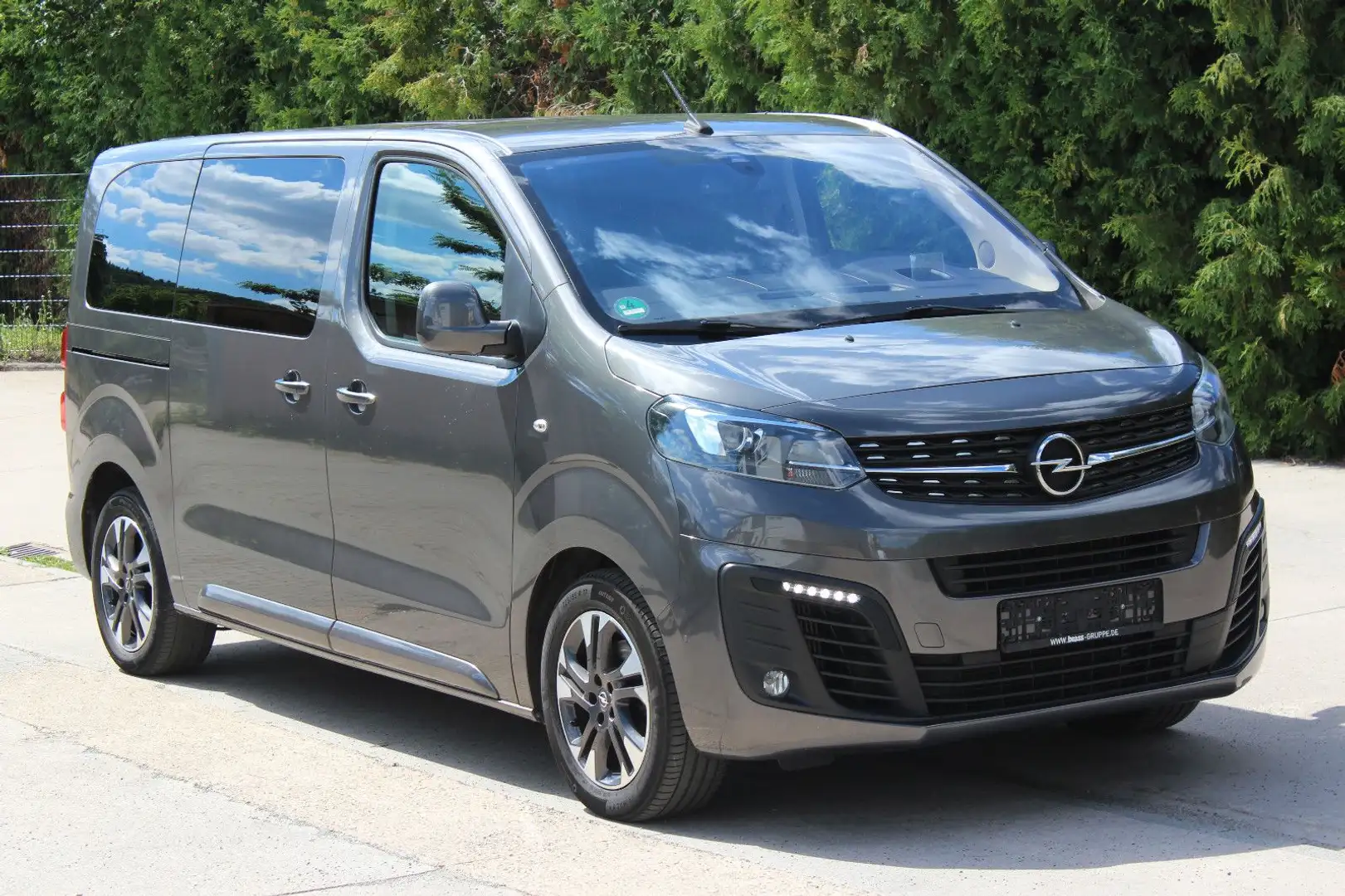 Opel Zafira Life Tourer M"LEDER*AUTOMATIK*7-SITZE*AHK Gris - 1