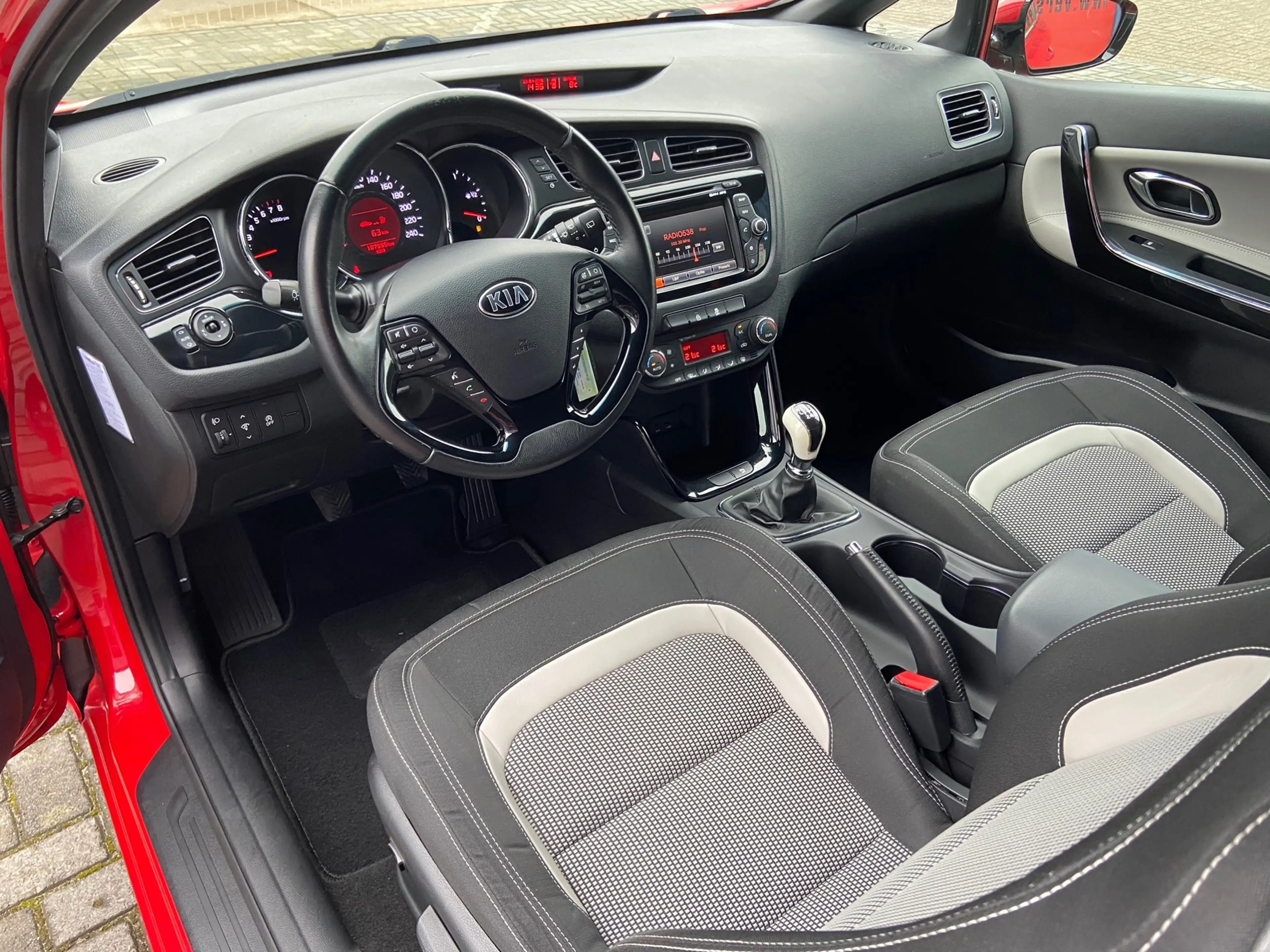 Kia ProCeed / pro_cee'd 1.6 GDI BusinessLine |Navi|Camera|Cruise|Led|PDC — photo 8