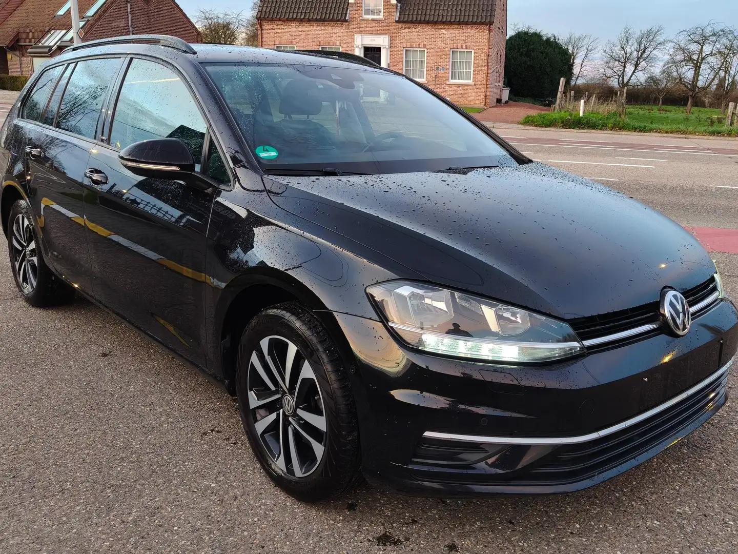 Volkswagen Golf Variant Golf Variant 1.5 TSI ACT OPF DSG (Export) Zwart - 1