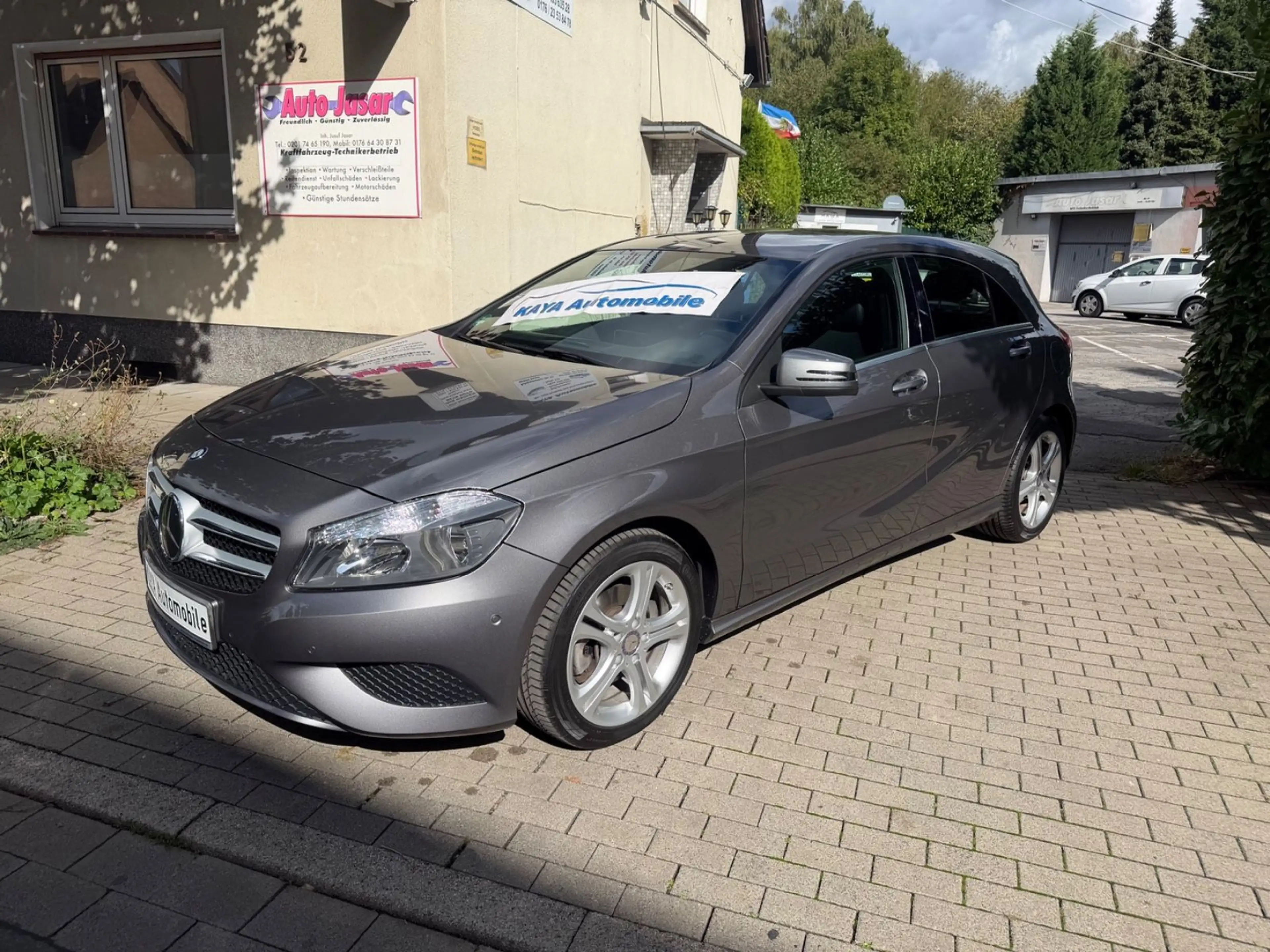 Mercedes-Benz A 180 *EURO 6*PDC*SHZ*VOLLLEDER* — photo 2
