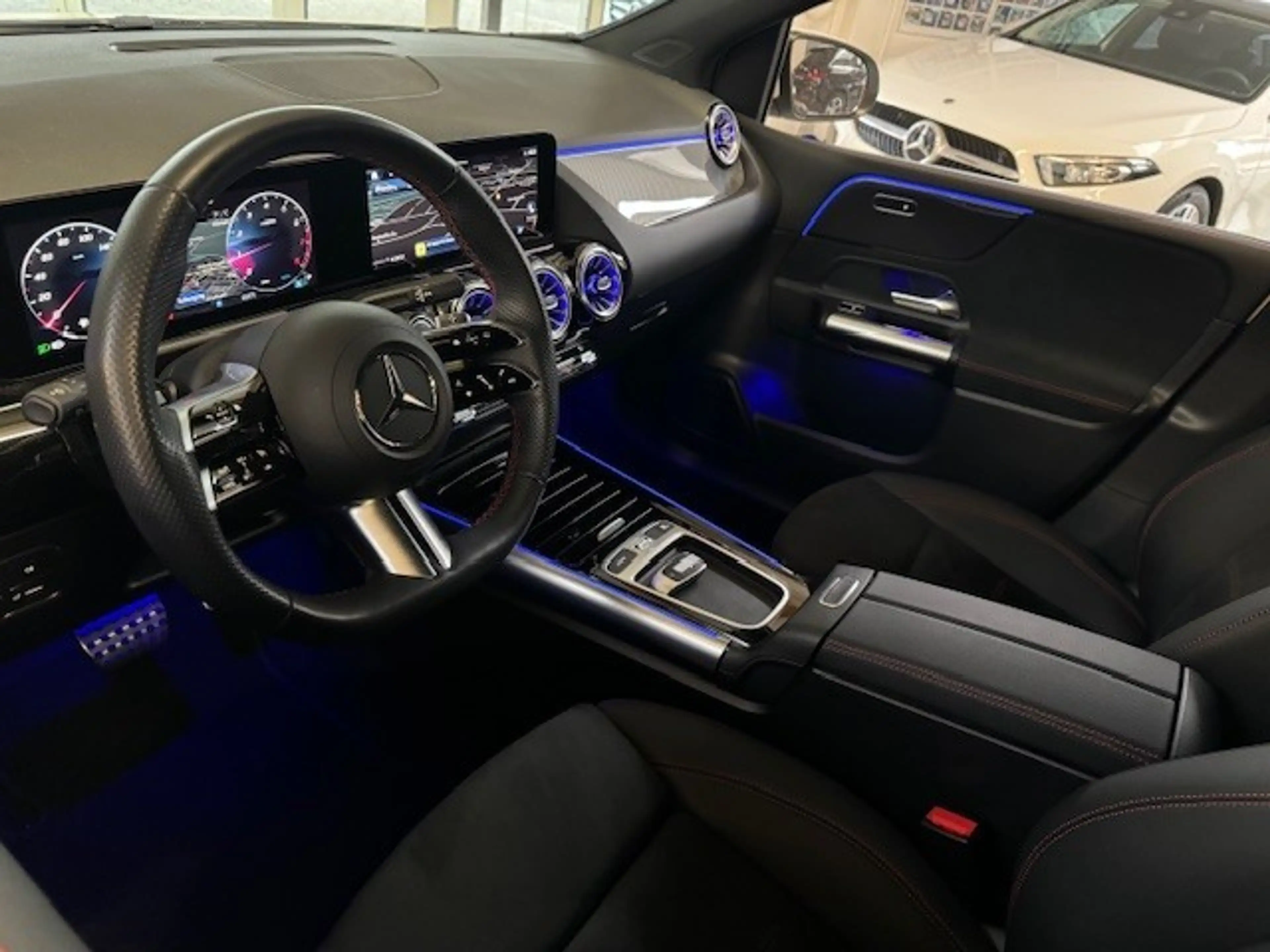 Mercedes-Benz B 220 d AMG Line Premium+AHK+Winter-Paket+8xAluräder+Ko — photo 8