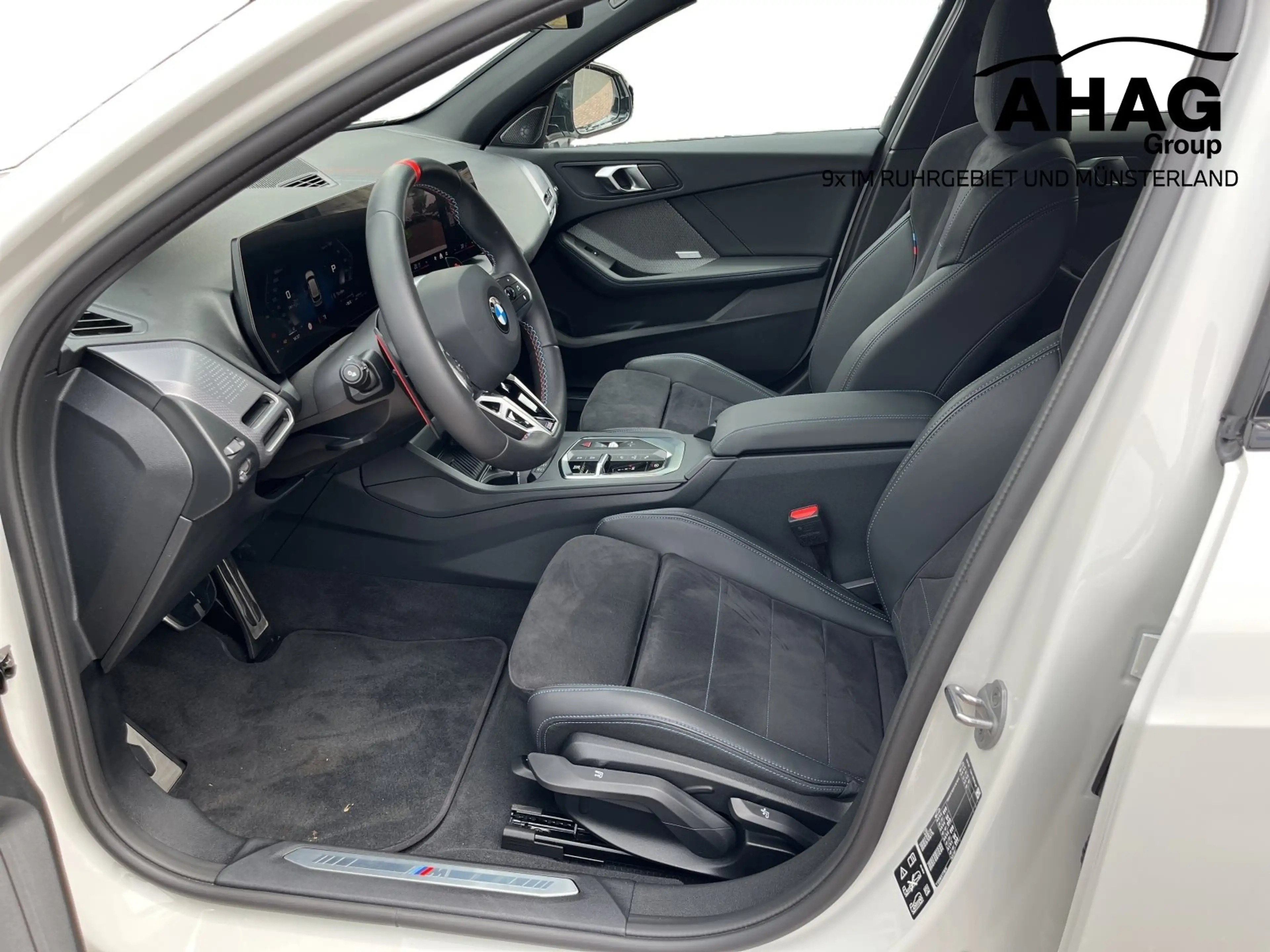 BMW 135 M135 xDrive — photo 7