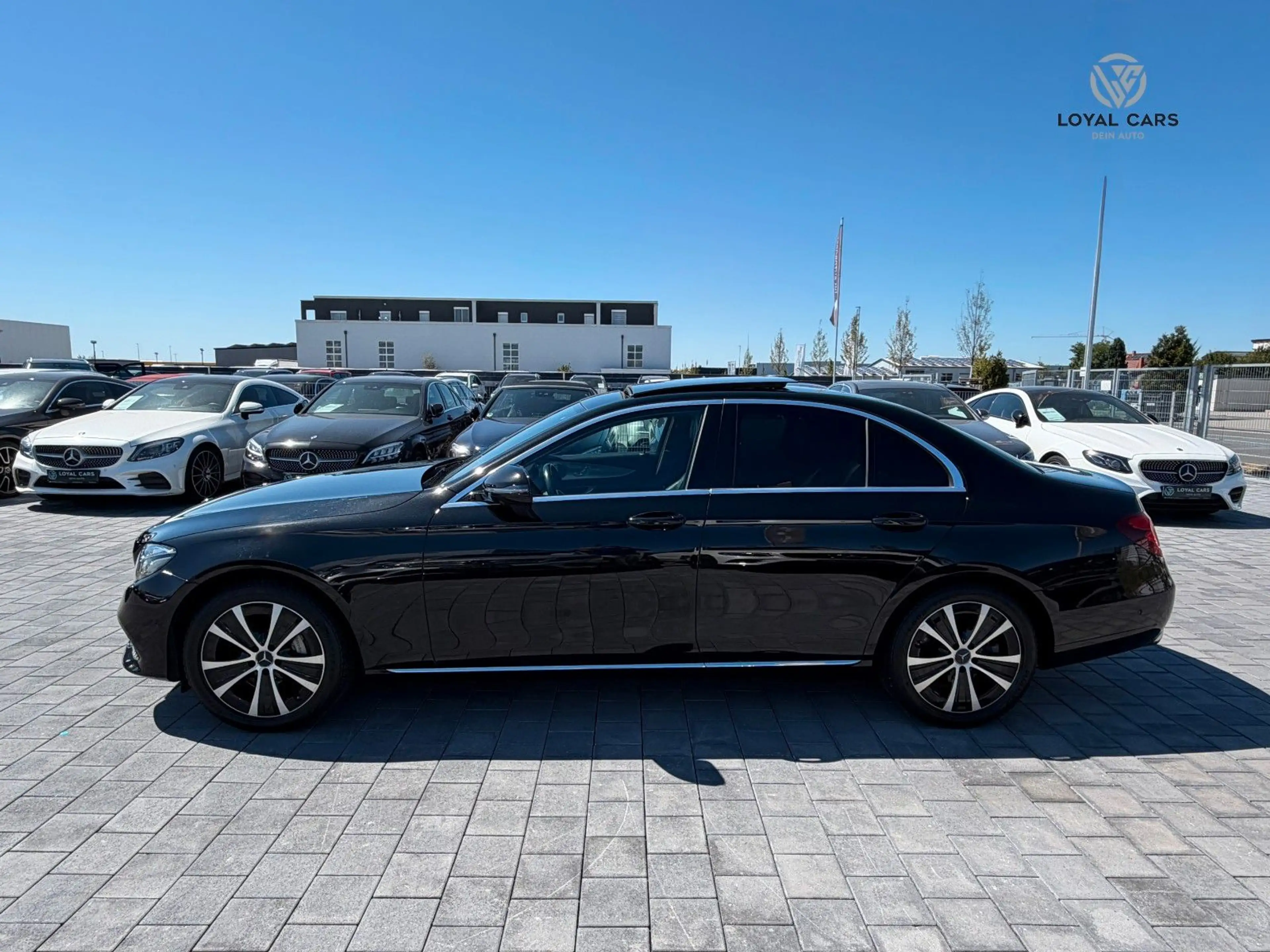 Mercedes-Benz E 400 d Lim 4M*VOLL*PANO*MASSAGE*HUD*360*Mbeam — photo 6