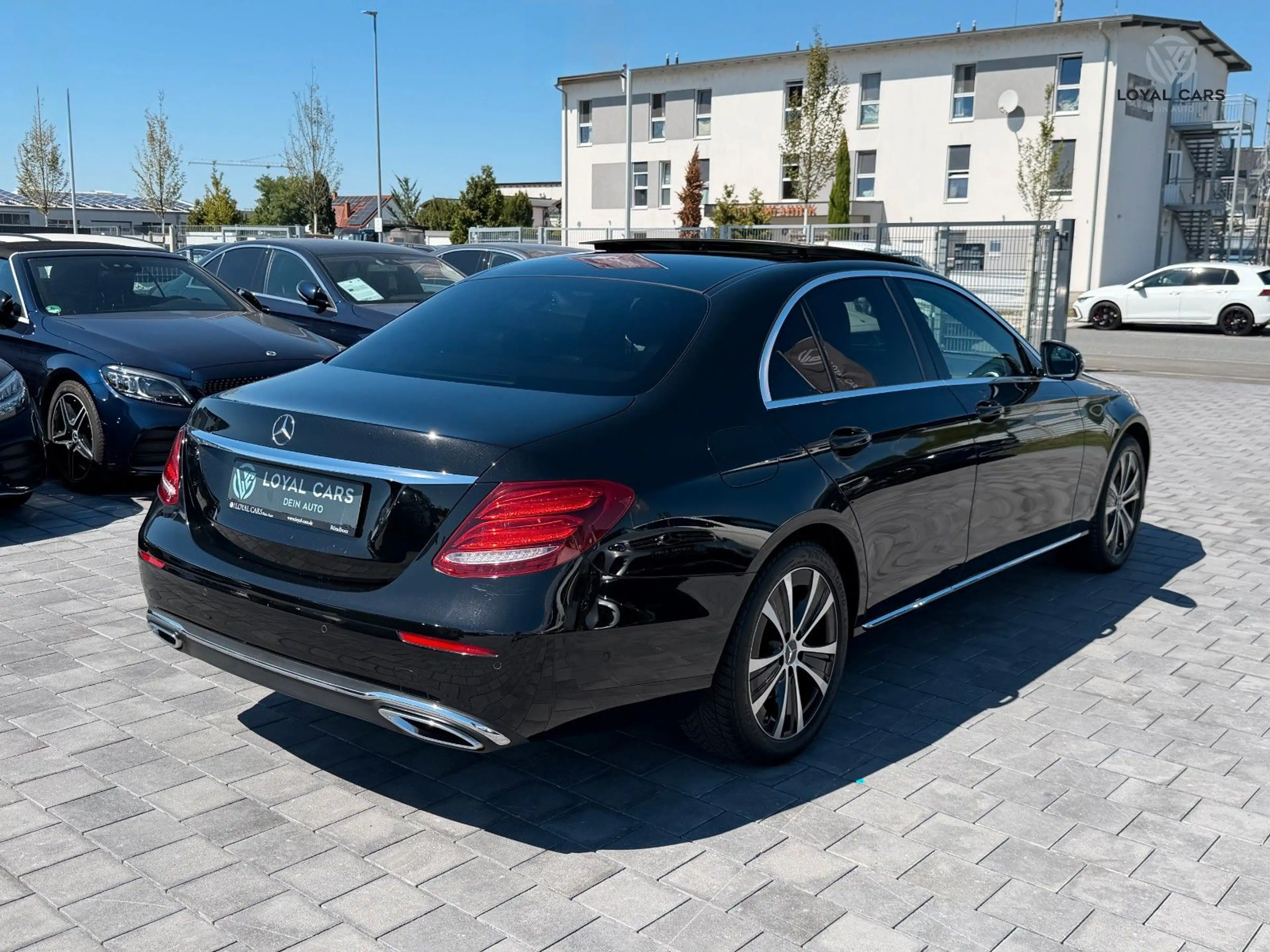 Mercedes-Benz E 400 d Lim 4M*VOLL*PANO*MASSAGE*HUD*360*Mbeam — photo 8