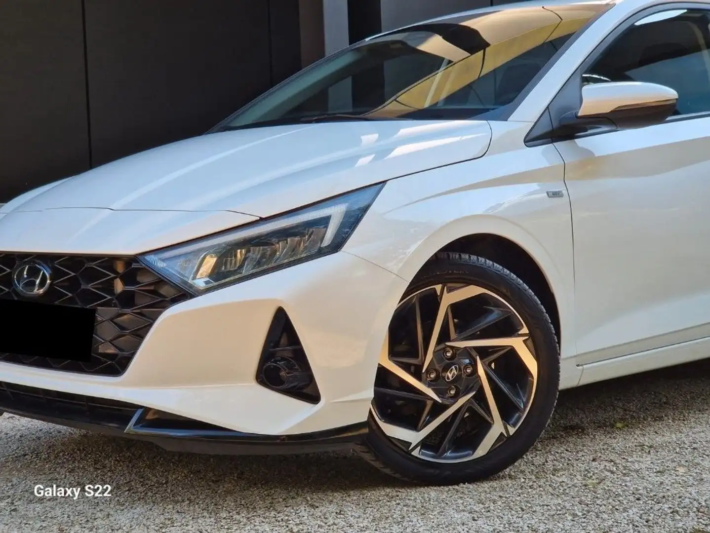 Hyundai i20 Intro Edition SH CarPlay Kamera LED Weiß - 2