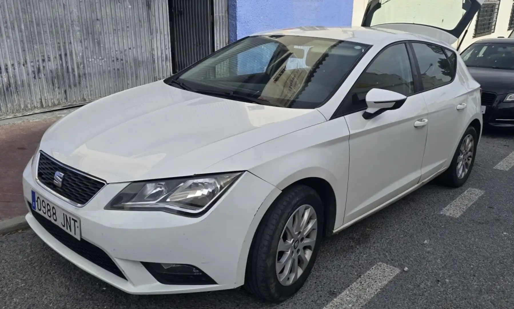 SEAT Leon Pequeño Manual de 5 Puertas Blanco - 1