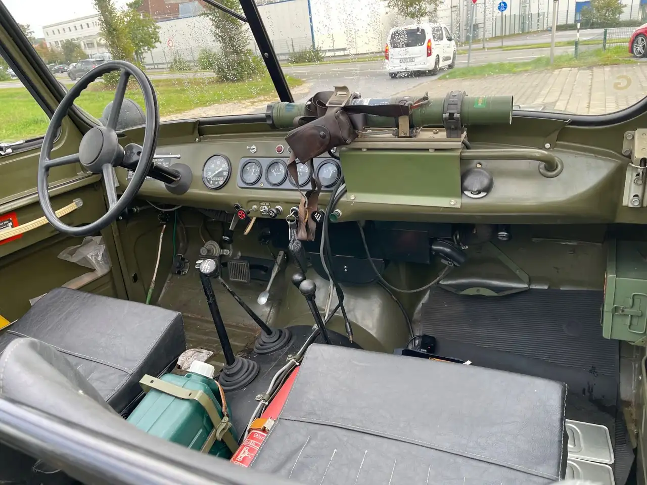 UAS 469 B mit Funkstation, foto 11