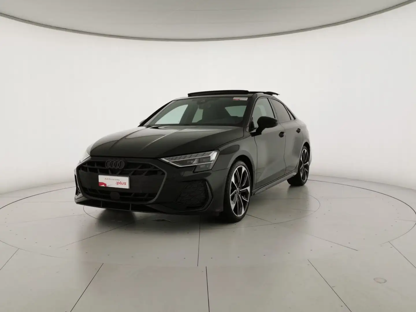 Audi A3 Sedan 35 TFSI S tronic S line edition Zwart - 1