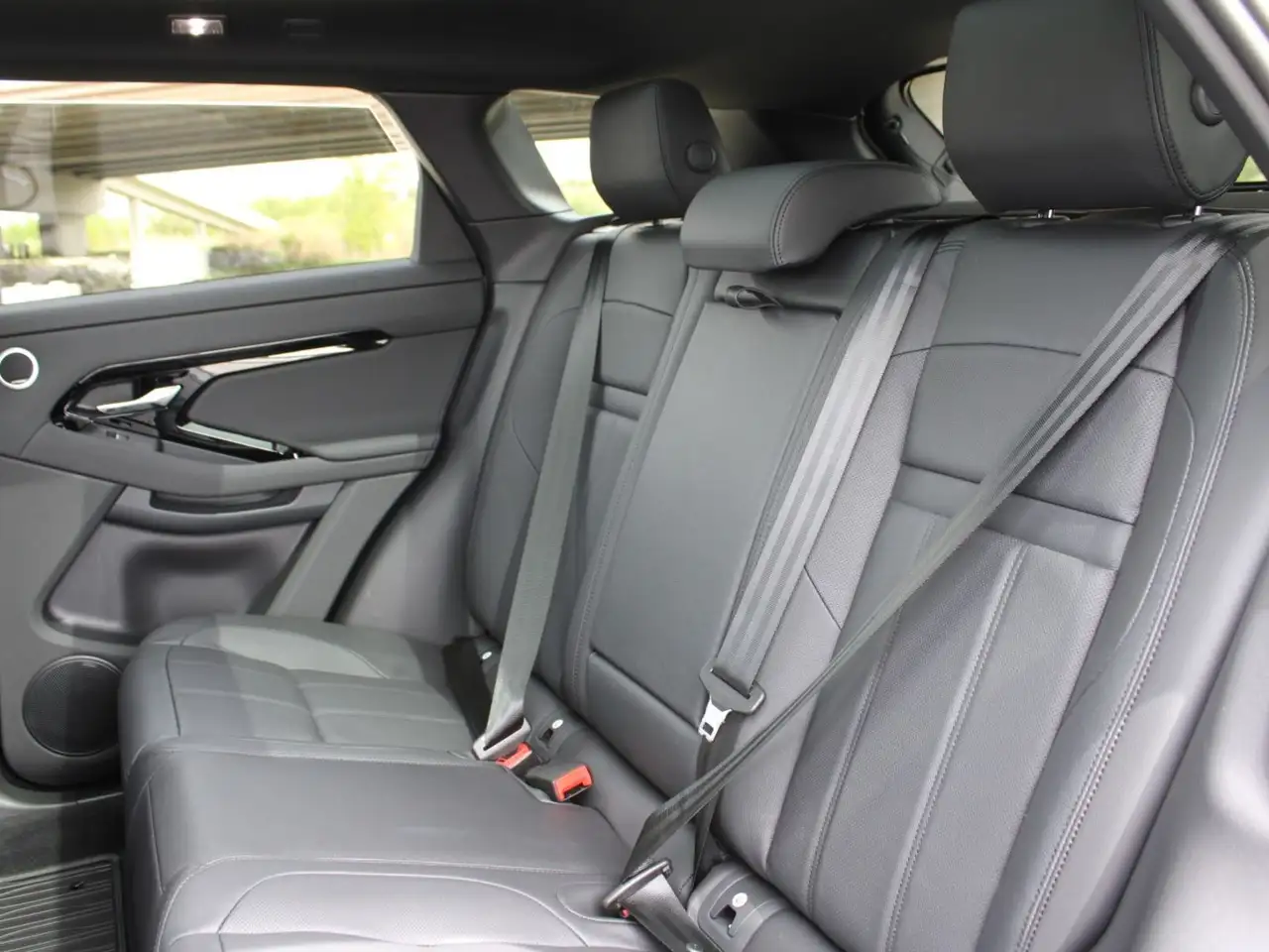 Land Rover Range Rover Evoque снимка Land Rover Range Rover Evoque