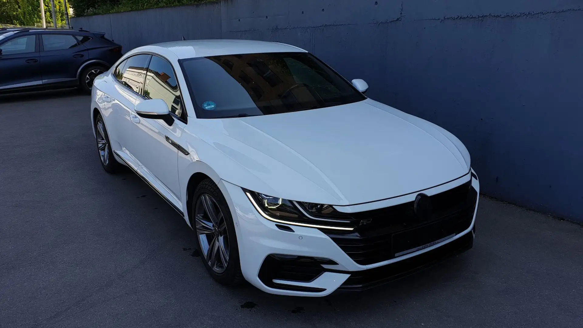 Volkswagen Arteon 2.0 TSI DSG 3 x R-Line Navi+/Kamera/K-les Weiß - 2