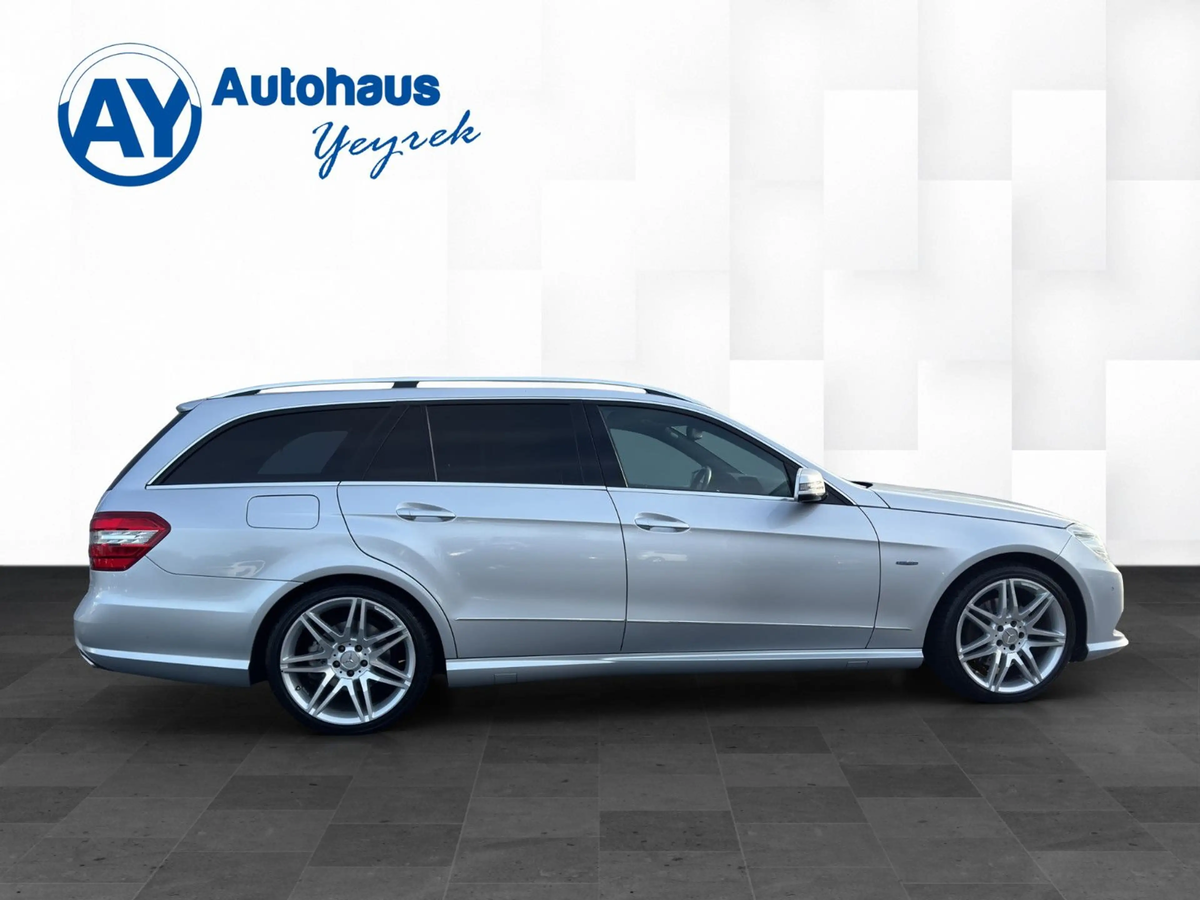 Mercedes-Benz E 350 T CDI AMG *DIST*AIR*GSHD*AHK* — photo 4