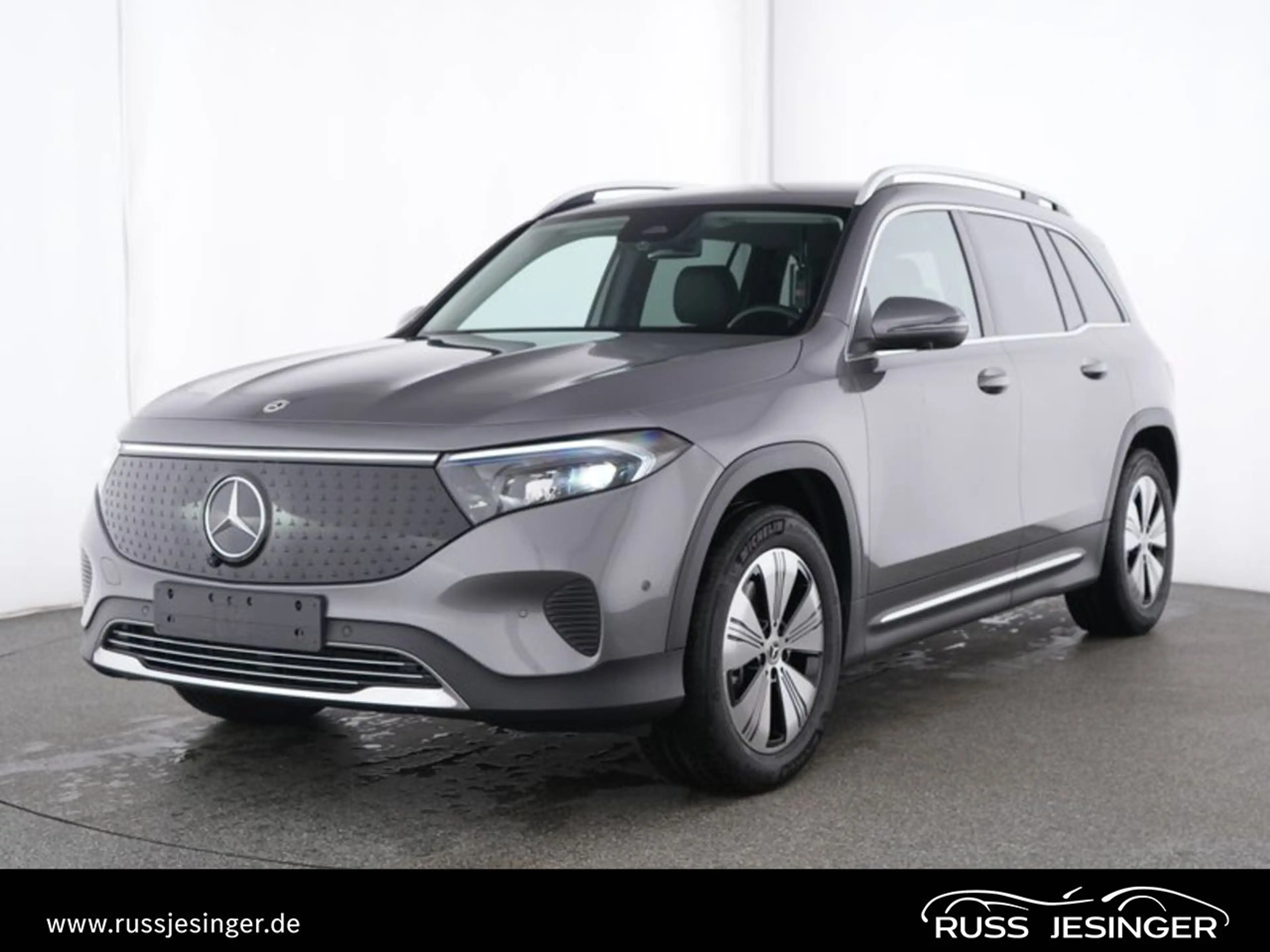 Mercedes-Benz EQB 250 + AHK*Distronic*2xKlima*360*AUT*Kam.*LED