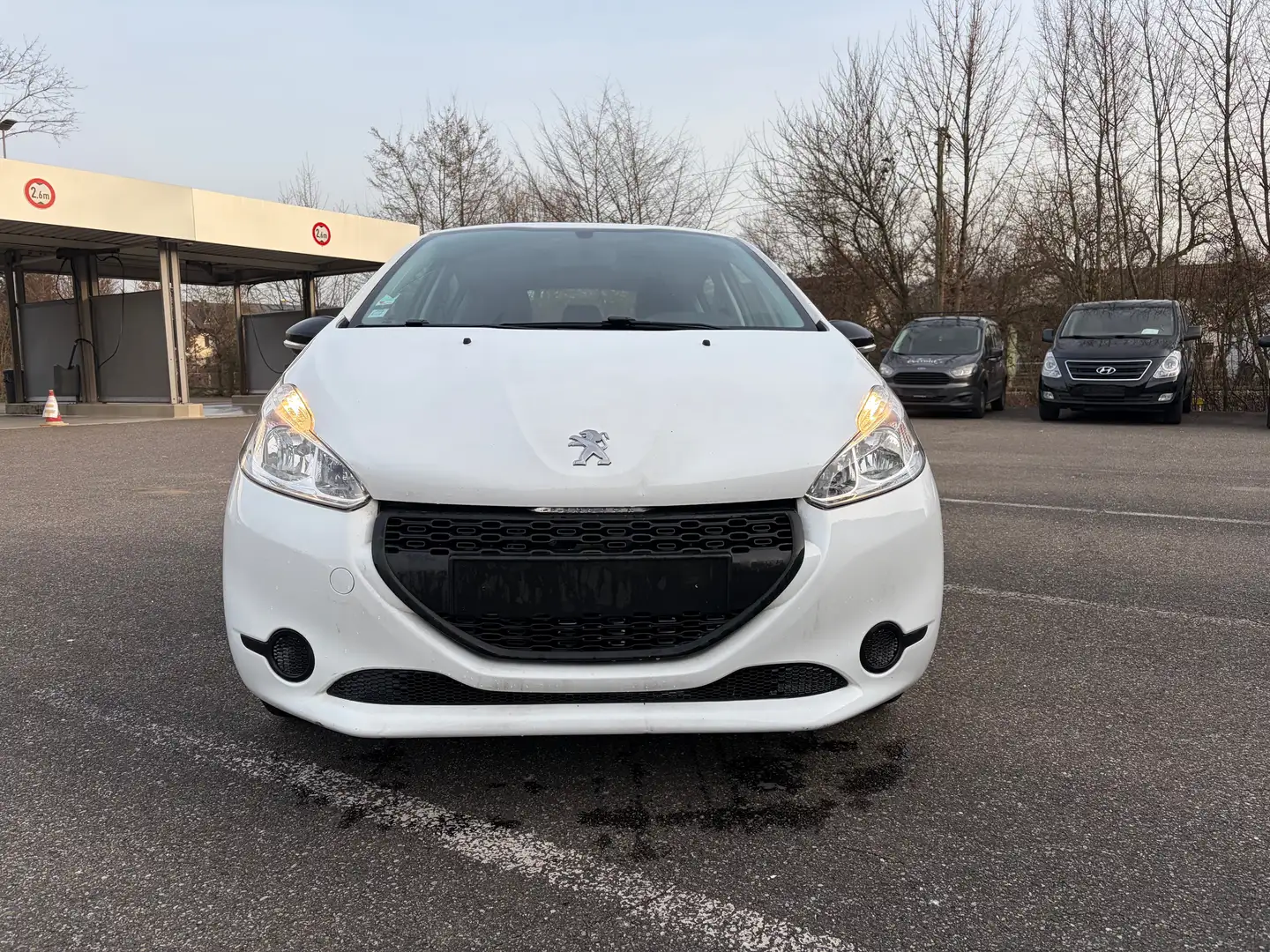 Peugeot 208 Access*1.Hand*HU NEU* Weiß - 2