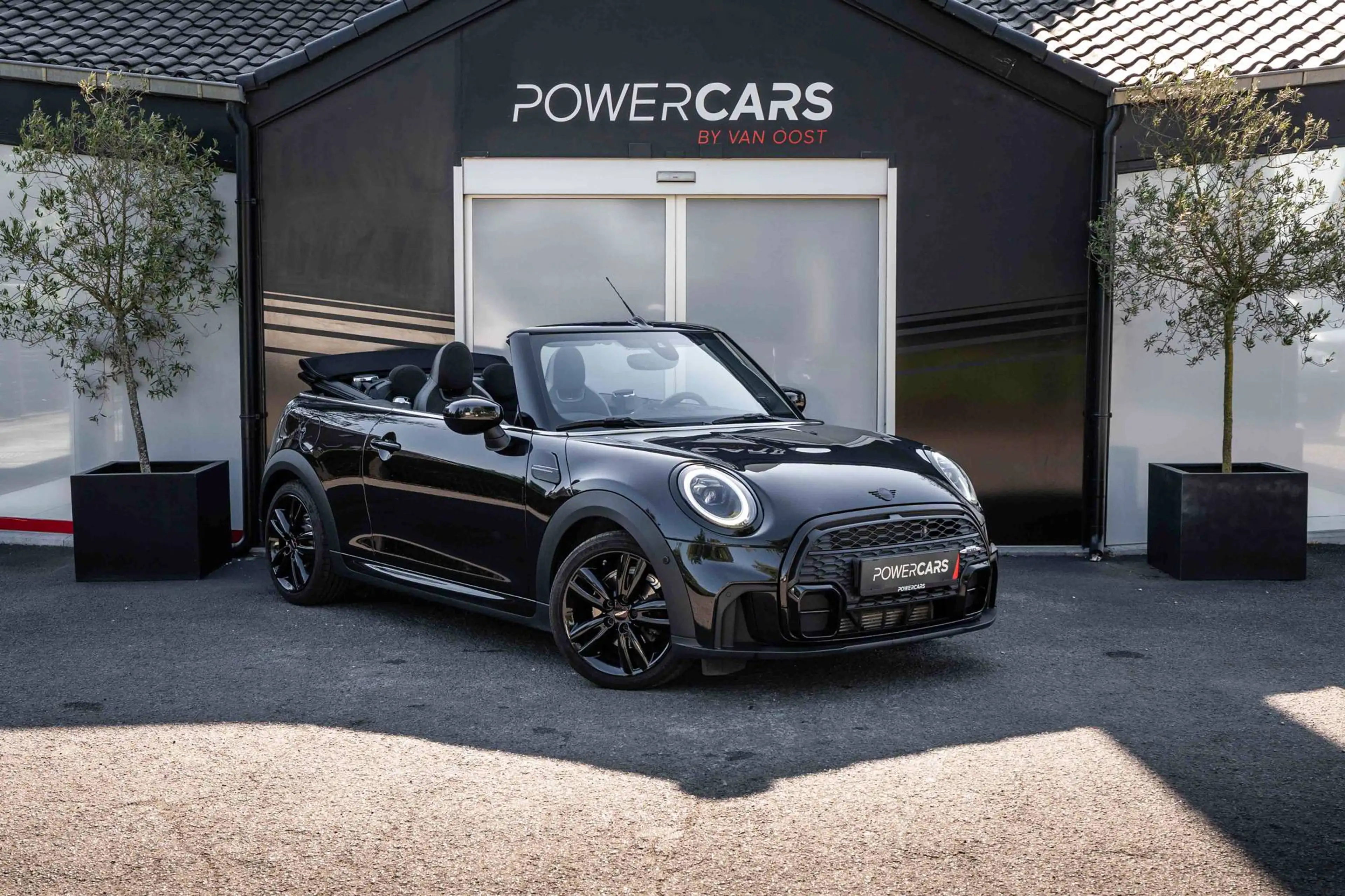 MINI Cooper Cabrio John Cooper Works | Automaat | Full Black | JCW Trim — photo 3