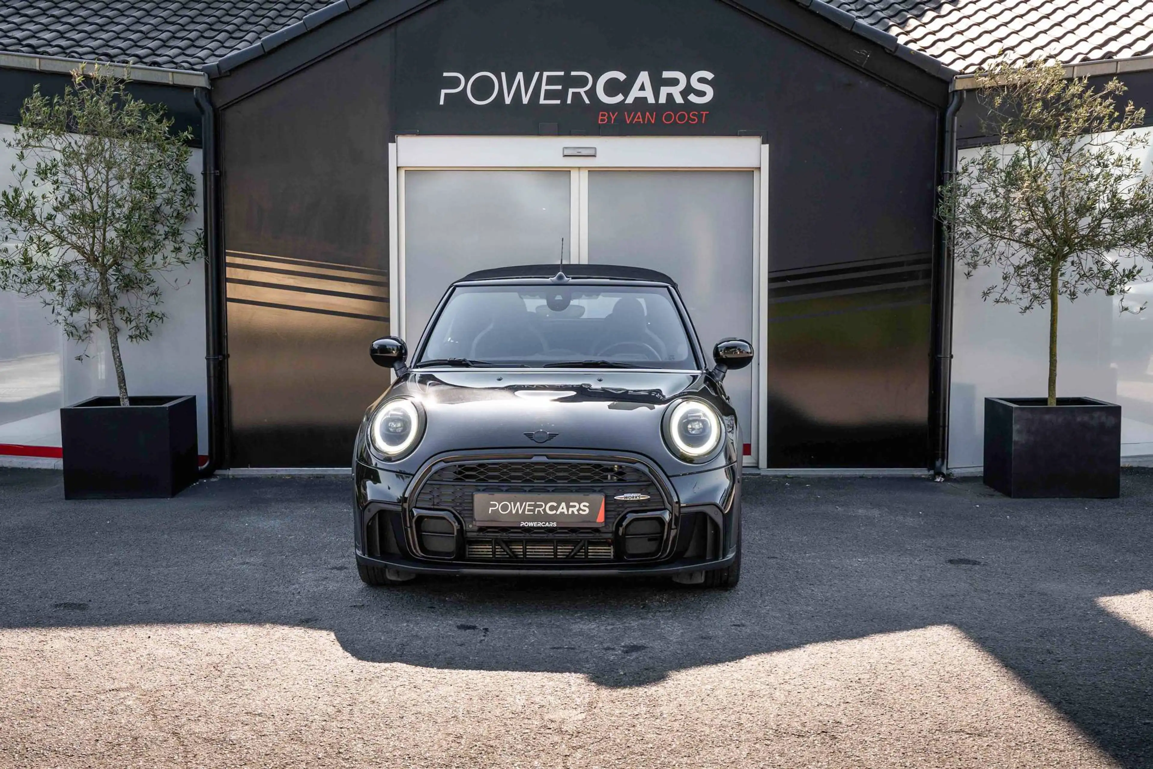MINI Cooper Cabrio John Cooper Works | Automaat | Full Black | JCW Trim — photo 2