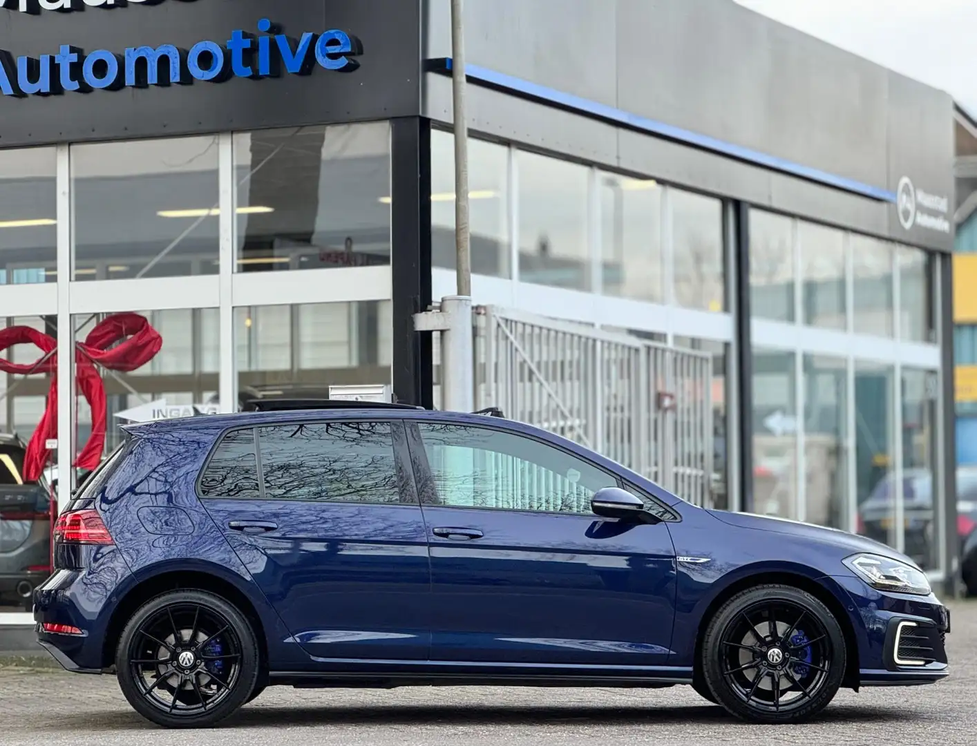Volkswagen Golf GTE 1.4 TSI Adaptive cruise Pano Digital dash Stoel vw Albastru - 2