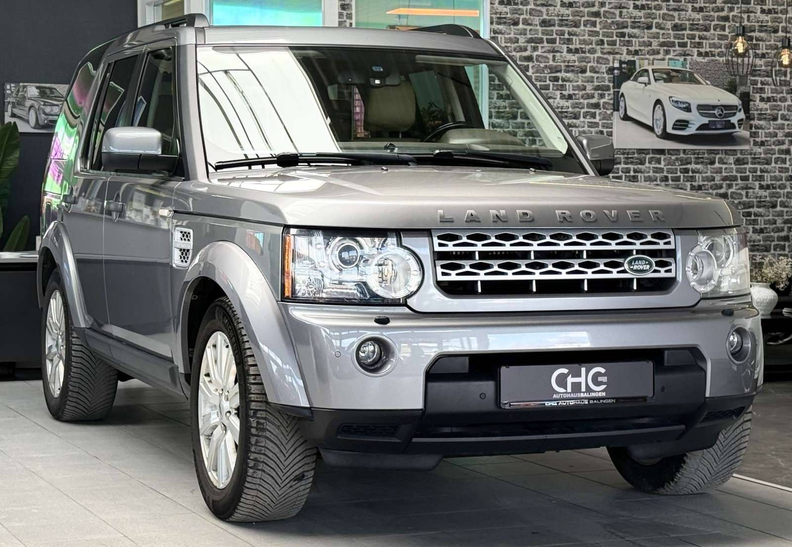 Second hand Land Rover Discovery 3.0