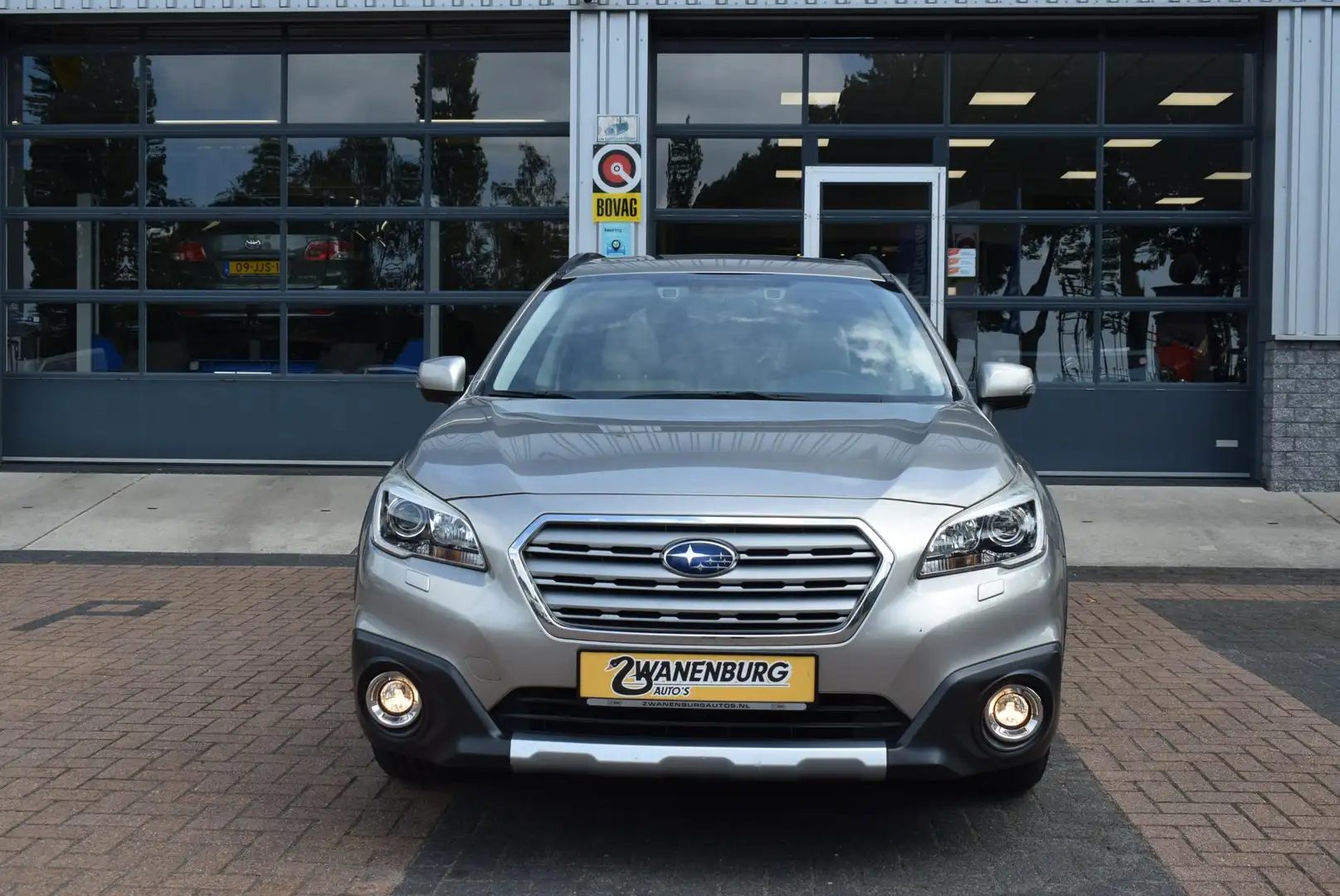 Subaru OUTBACK 2.5i Premium Full Options Km 71.000!! Beige - 2