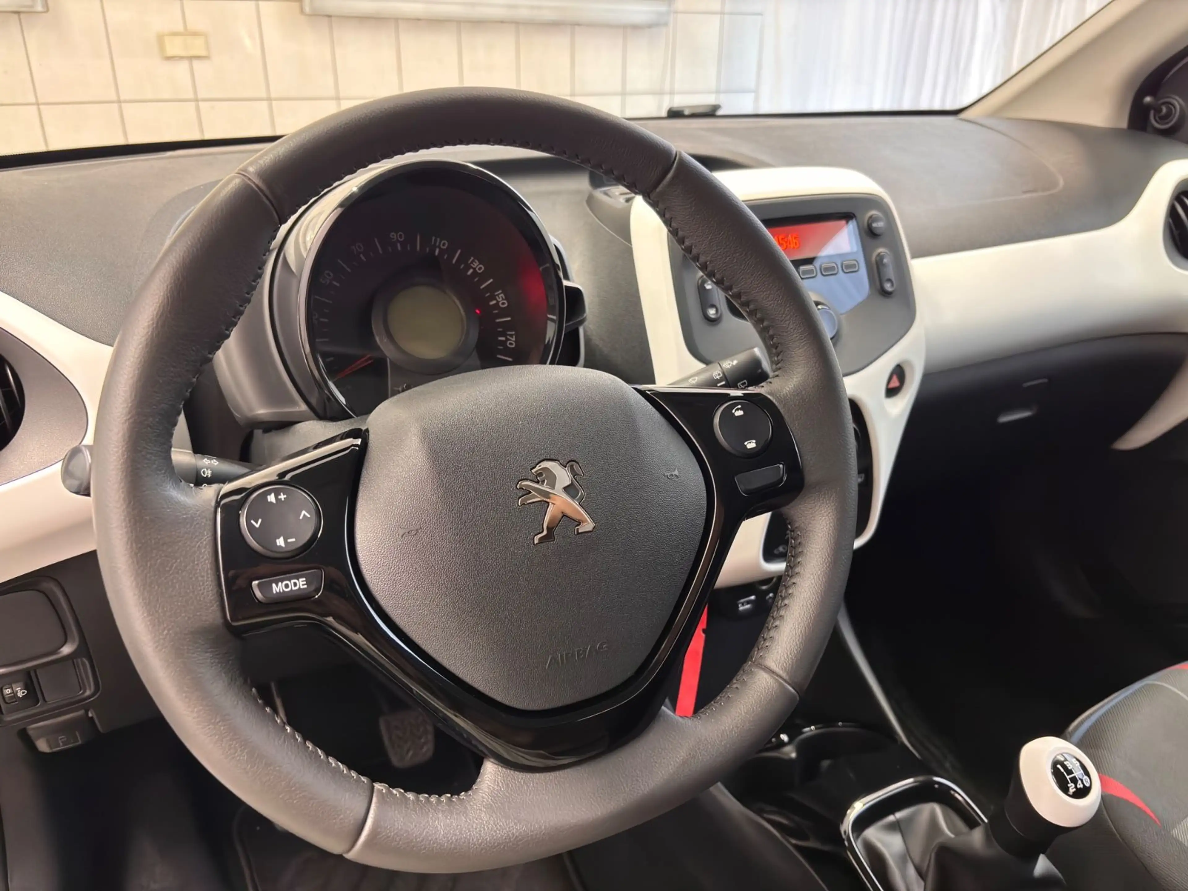 Peugeot 108 Active Bluetooth Klima — photo 10