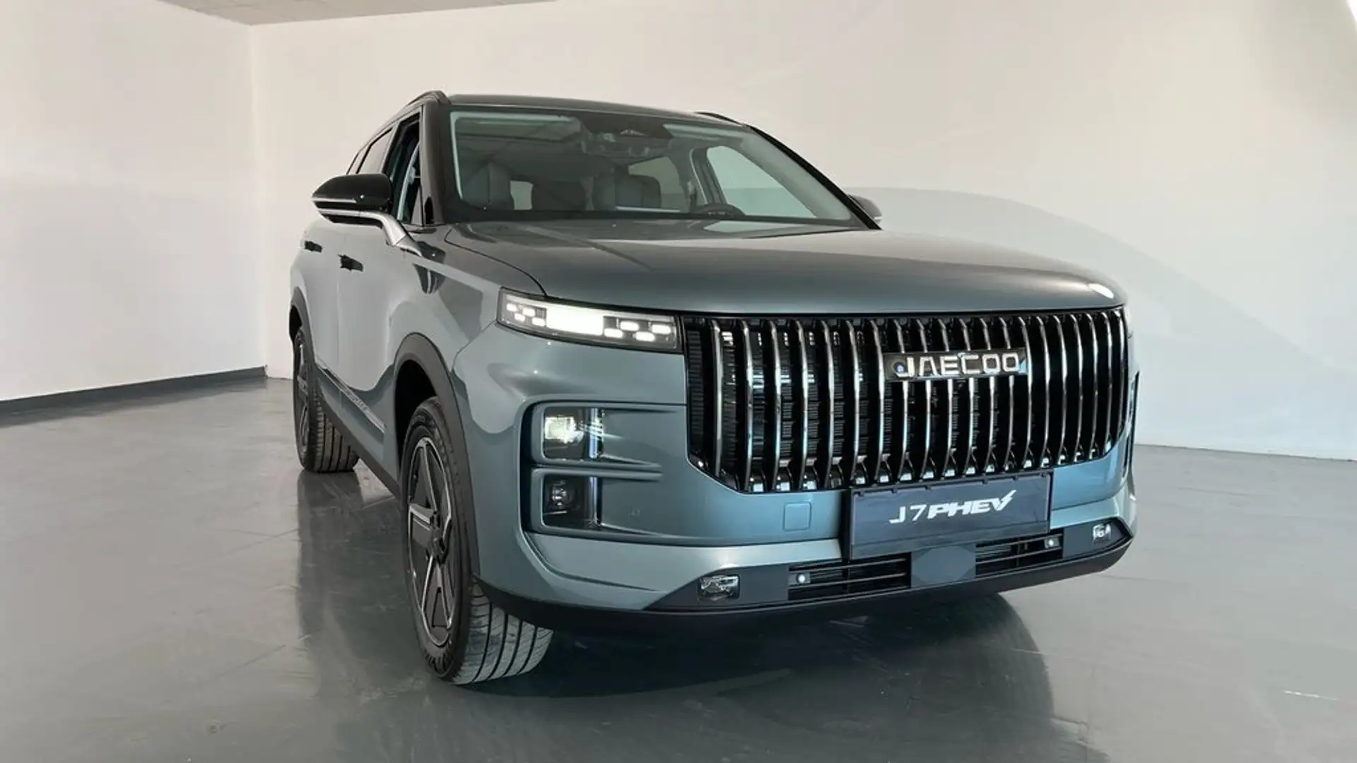 Jaecoo J7 PHEV Exclusive 1.5 TGDI+1DHT 255kW FWD Gri - 2