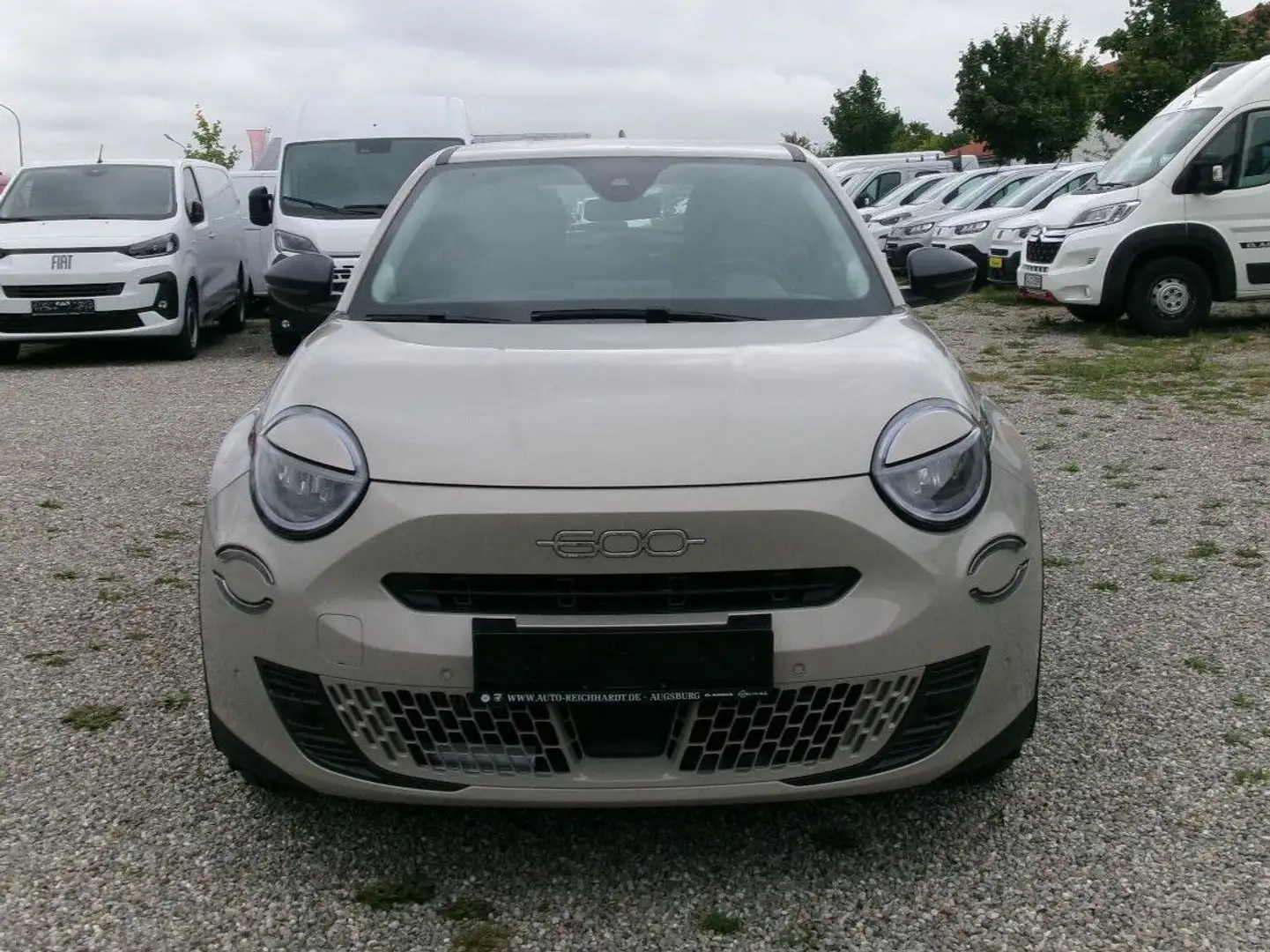 Fiat 600 Special Edition 81kW (110PS) Beige - 2