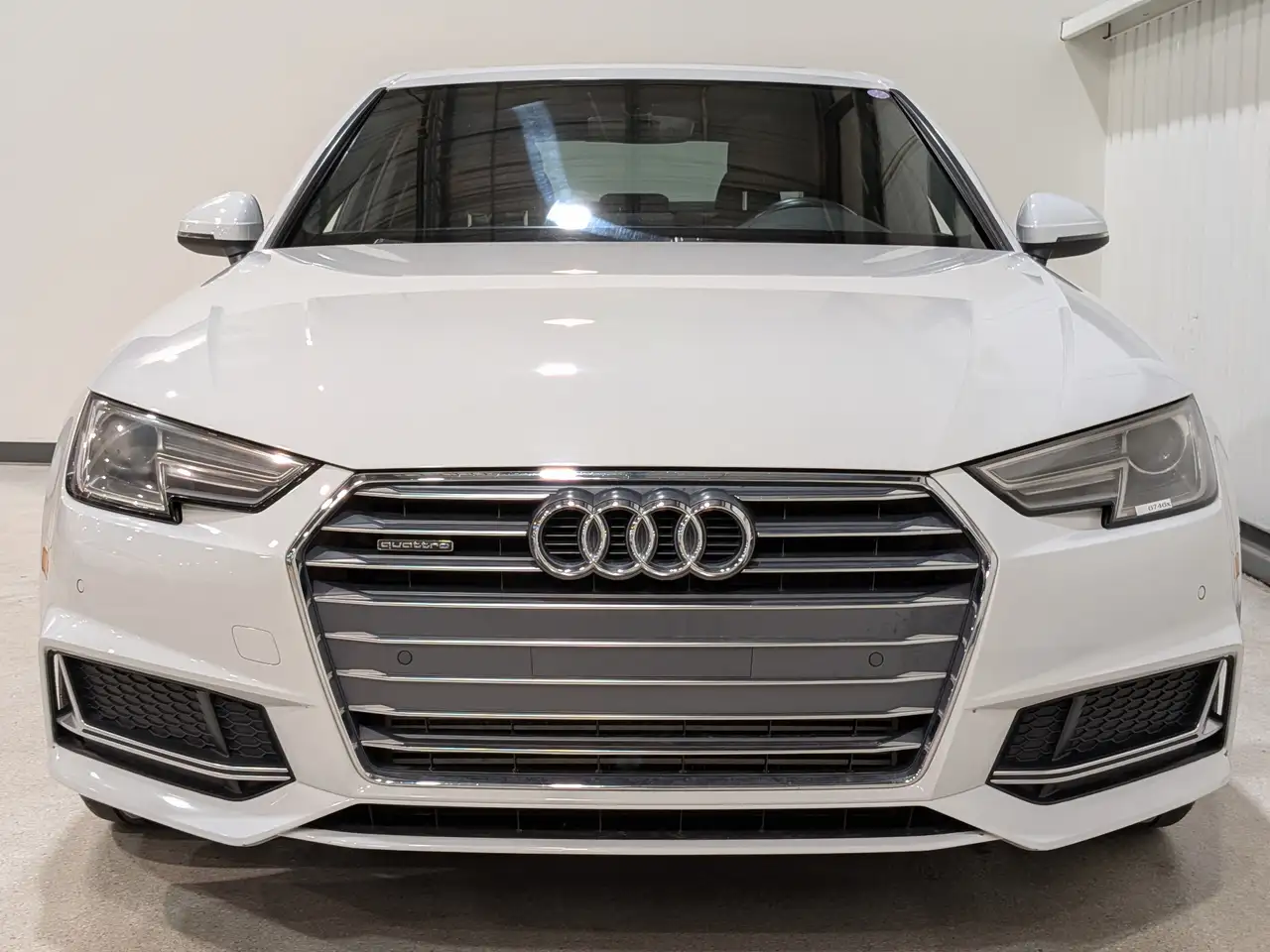 Audi A4 снимка Audi A4