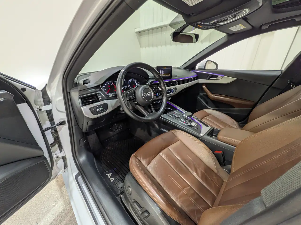 Audi A4 снимка Audi A4