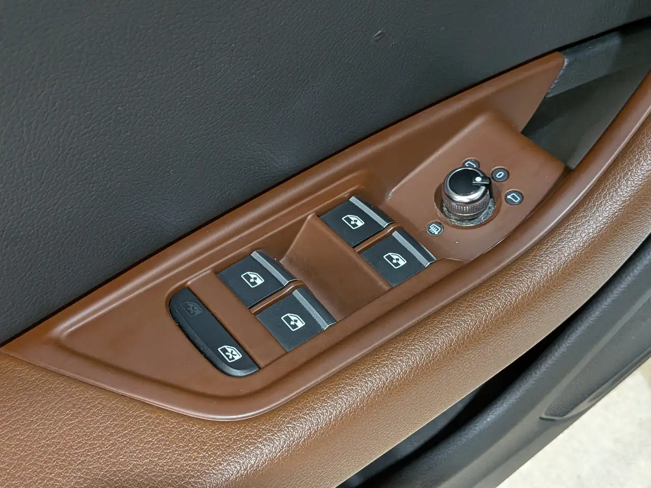 Audi A4 снимка Audi A4