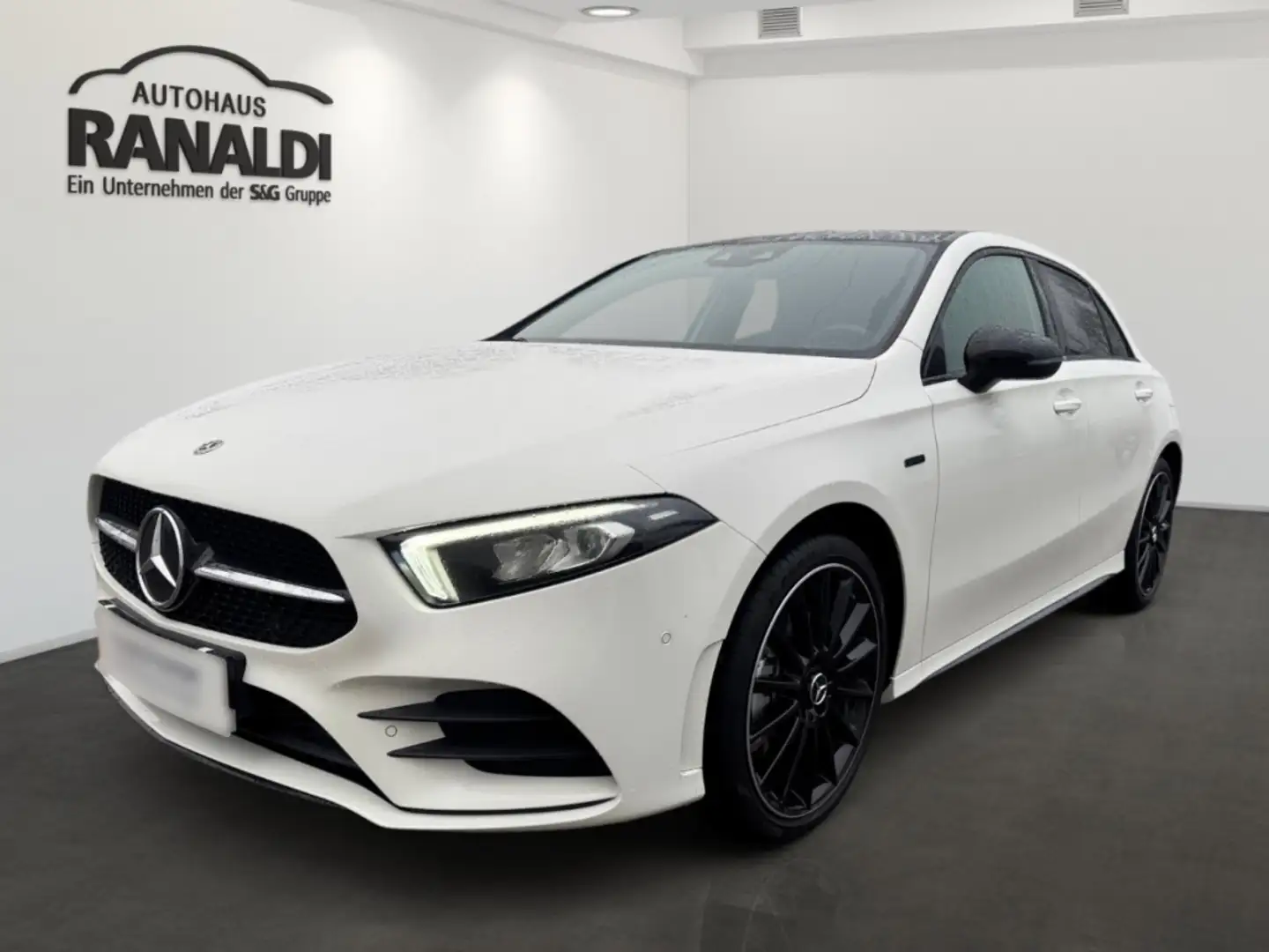 Mercedes-Benz A 250 e AMG-Line ++Wenige KM!++Pano++LED++ Alb - 1