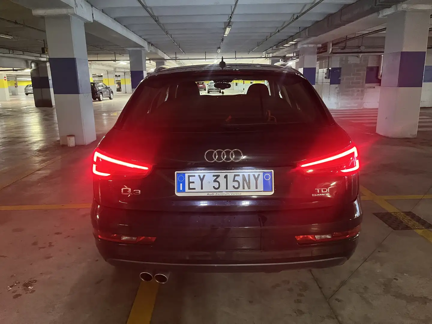 Audi Q3 2.0 tdi Sport quattro 184cv s-tronic Nero - 1