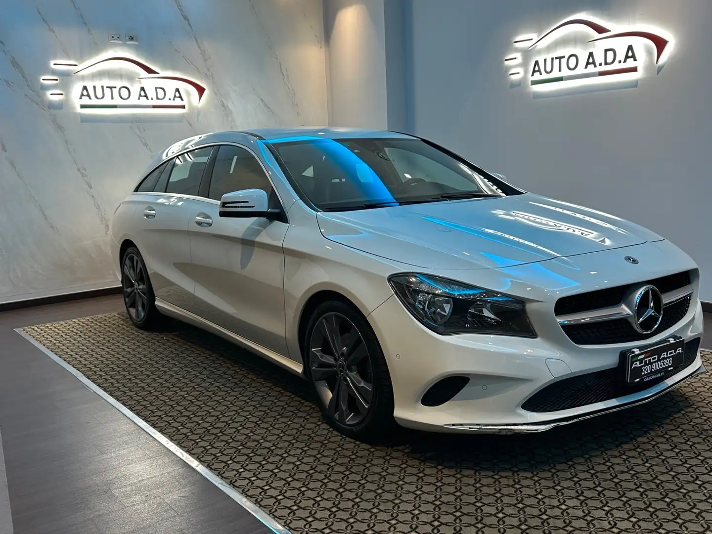 Mercedes-Benz CLA 200 CLA 200 d S.W. Automatic Premium Bianco - 2