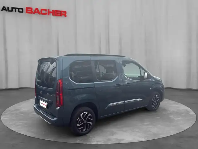 Toyota Proace City view 7