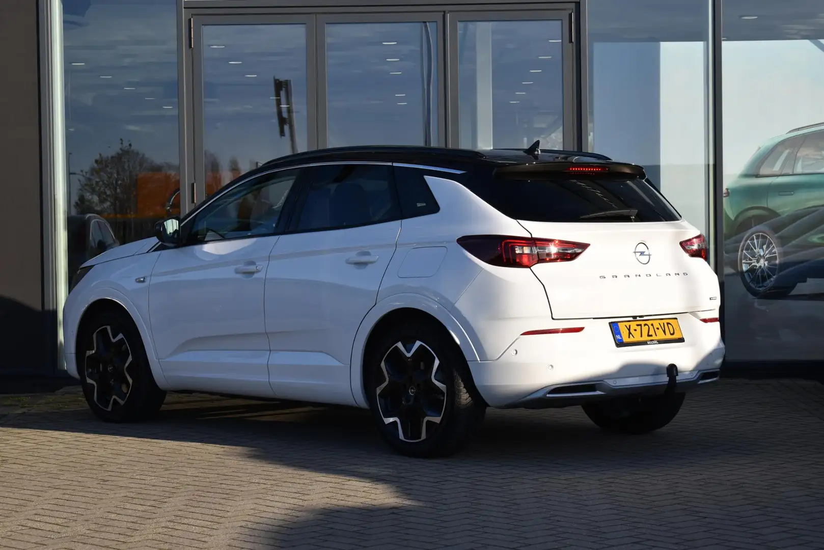 Opel Grandland 1.6 Turbo Plug-In Hybrid Ultimate | Camera / stoel Blanc - 2