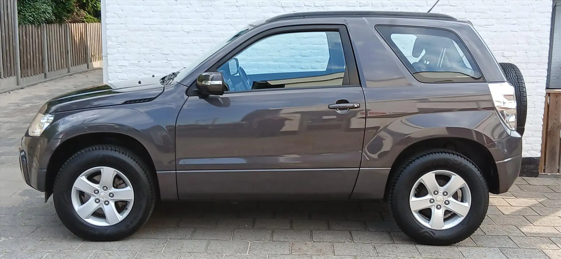 Suzuki Grand Vitara 1.6 3drs exclusive clima top conditie Grijs - 2