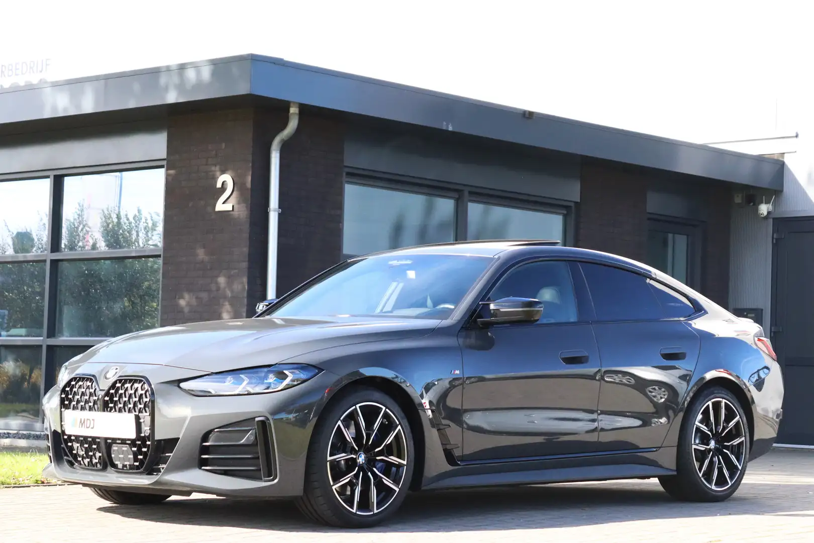 BMW 440 M440i Gran Coupe xDrive 374PK Laser Pano 360° Grijs - 1