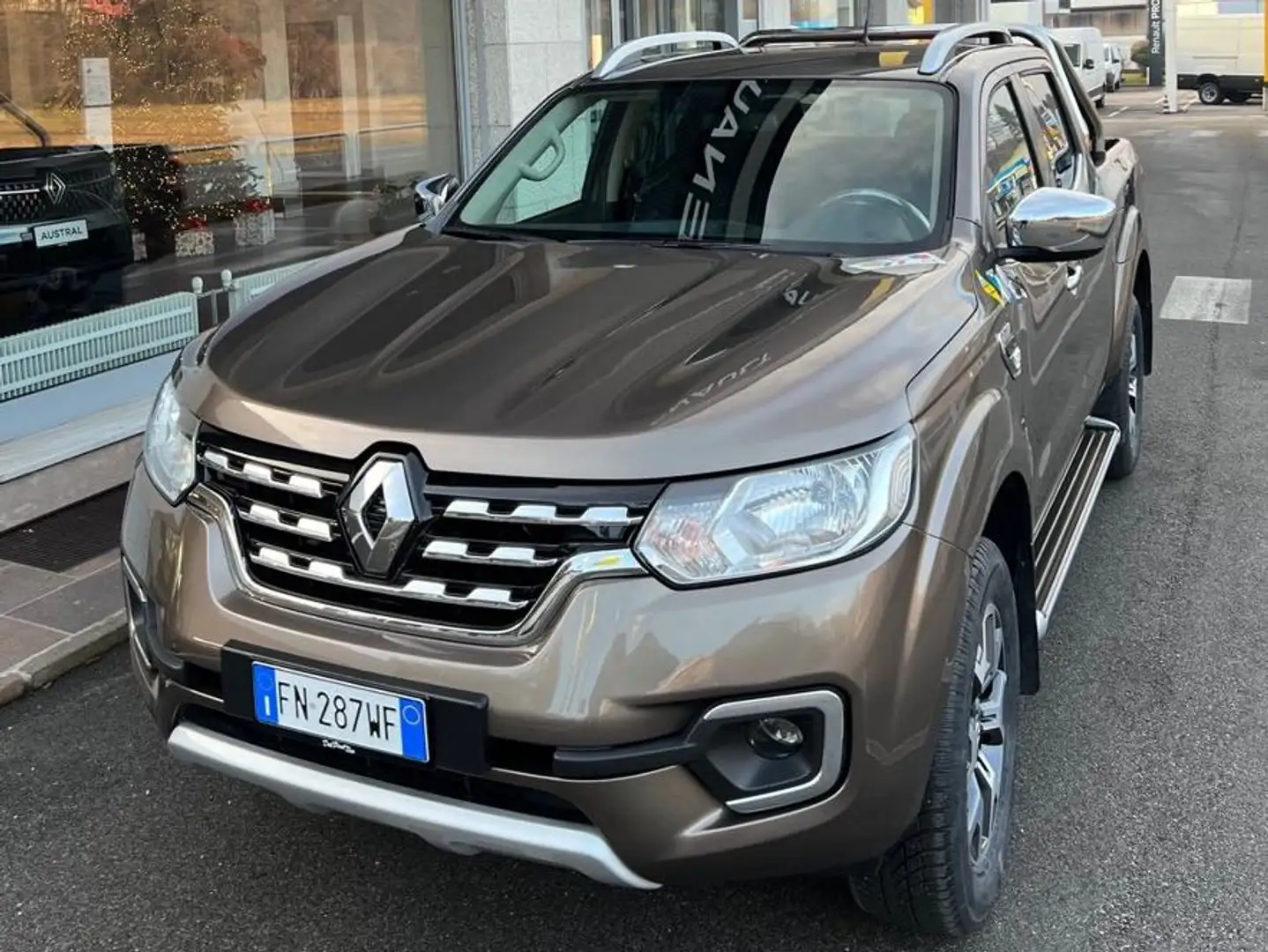 Renault Alaskan Alaskan DC 2.3 dci t Intens 4wd s Bronzová - 2