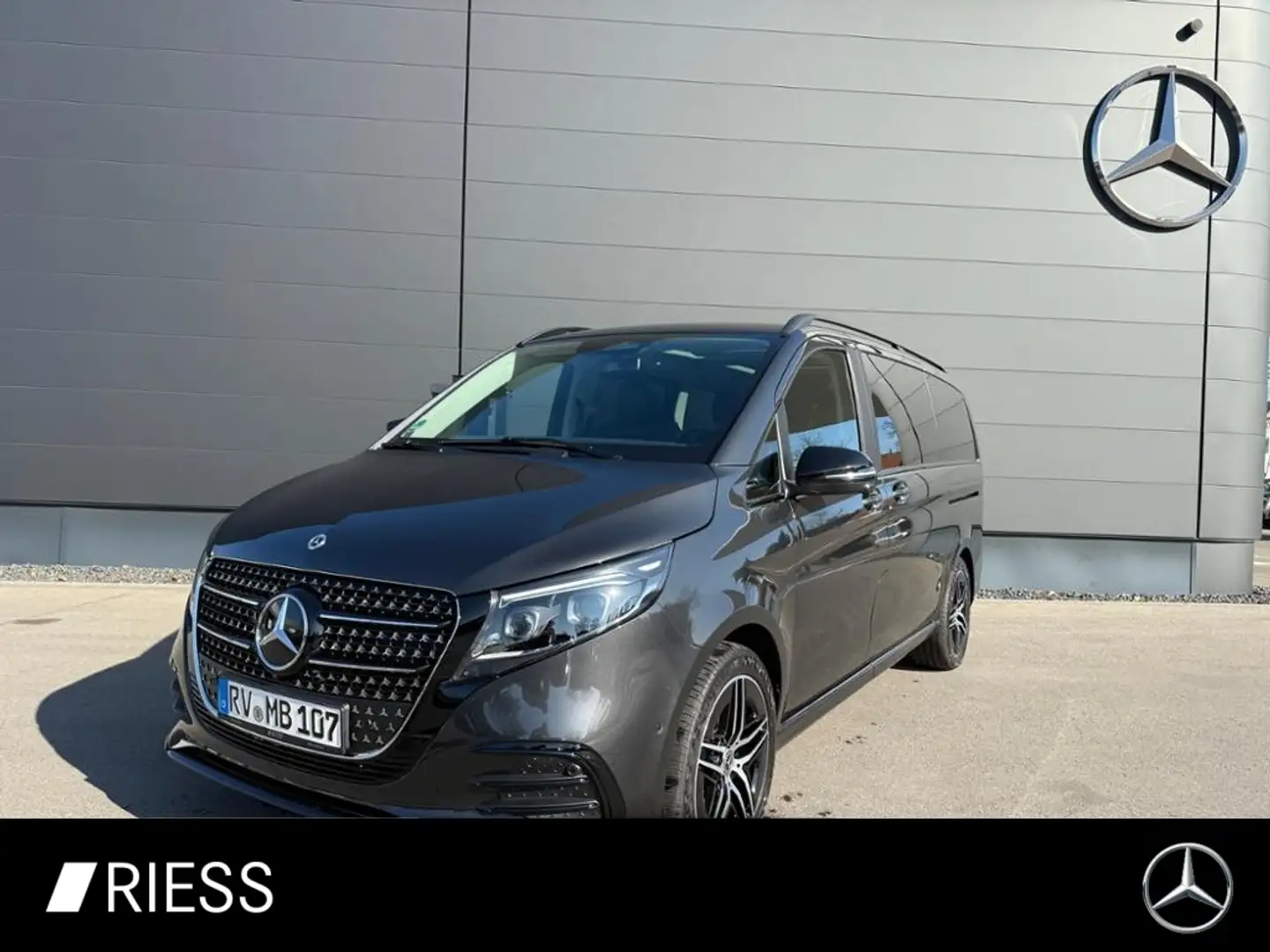 Mercedes-Benz V 300 d  AVANTGARDE/AMG/ALLRAD/AHK/PANORAMA/360° Grau - 1