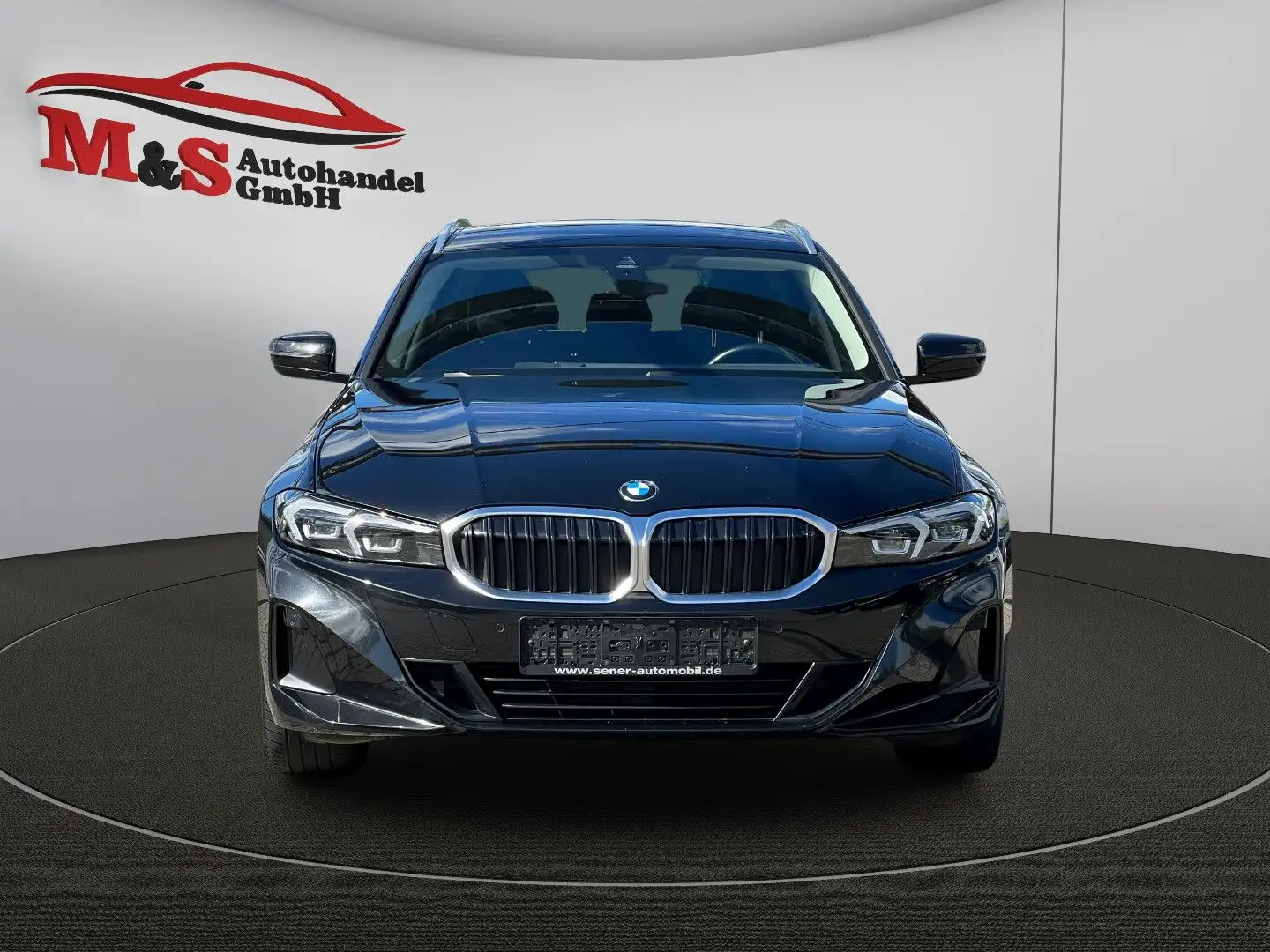 BMW 318 3 Touring 318d Aut.-KAMERA-LED-NAVI-FACELIFT-GAR Schwarz - 2