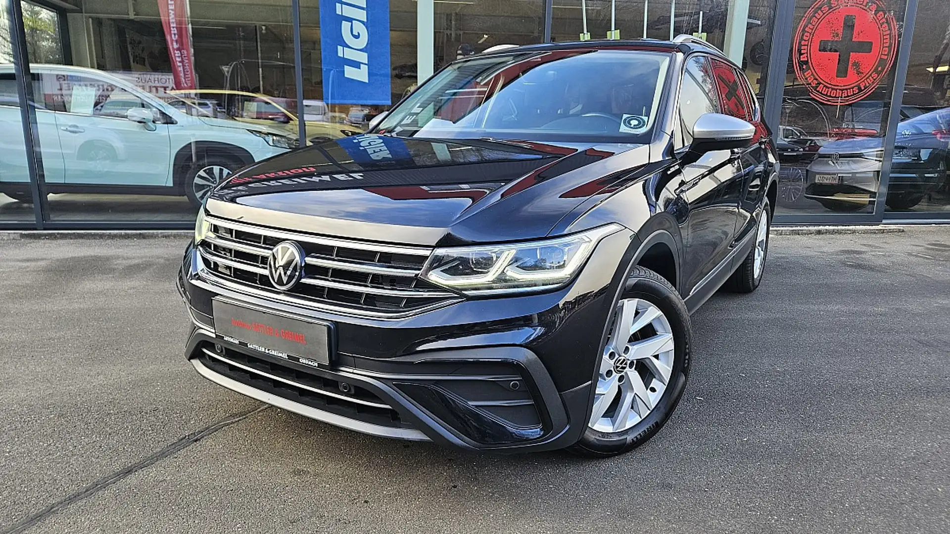 Volkswagen Tiguan Allspace Tiguan 2,0 TDI SCR DSG 4Motion Allspace Life Schwarz - 1
