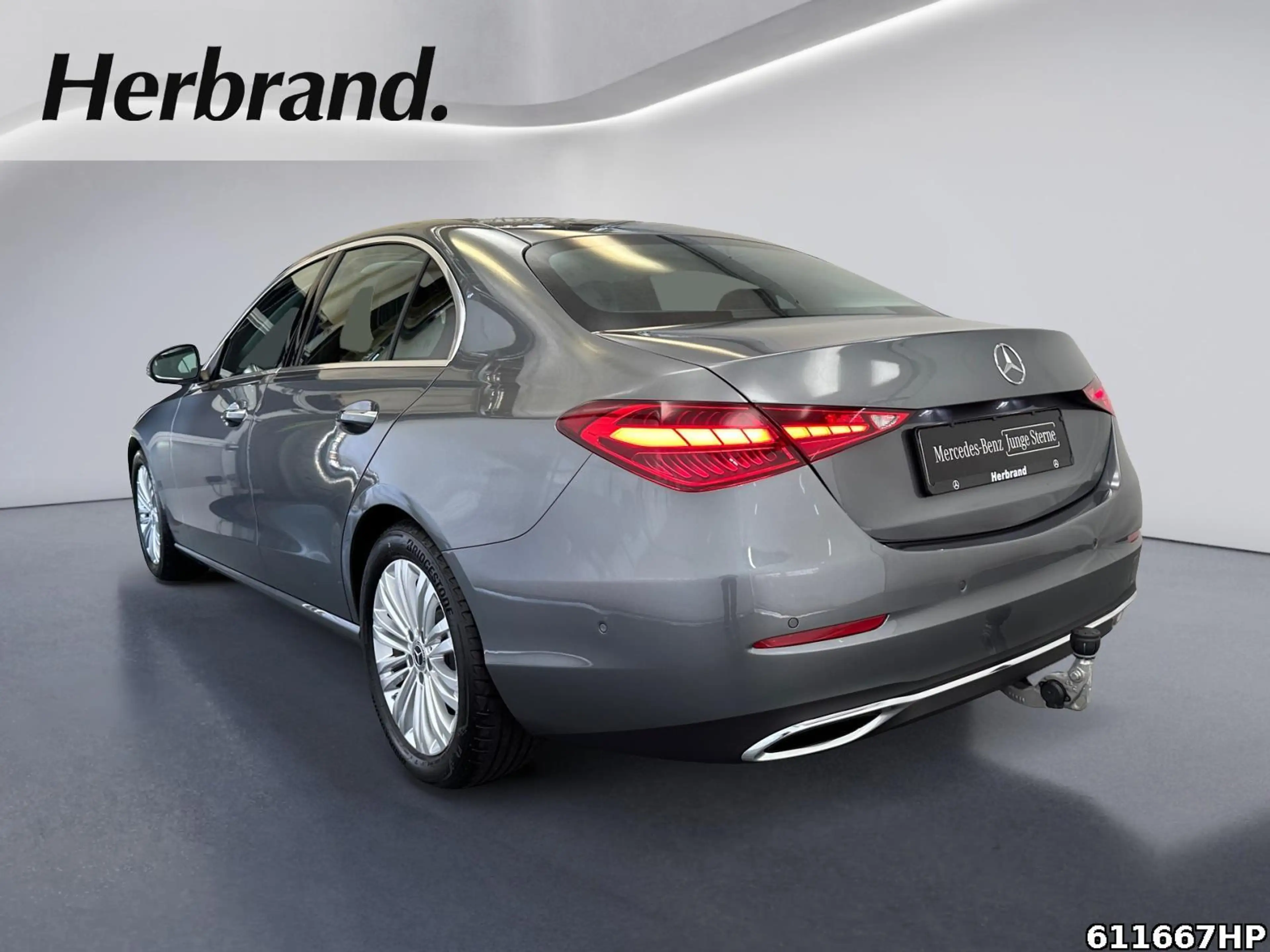 Mercedes-Benz C 180 Avantgarde  AHK Keyless CarPlay HUD Kamera — photo 4