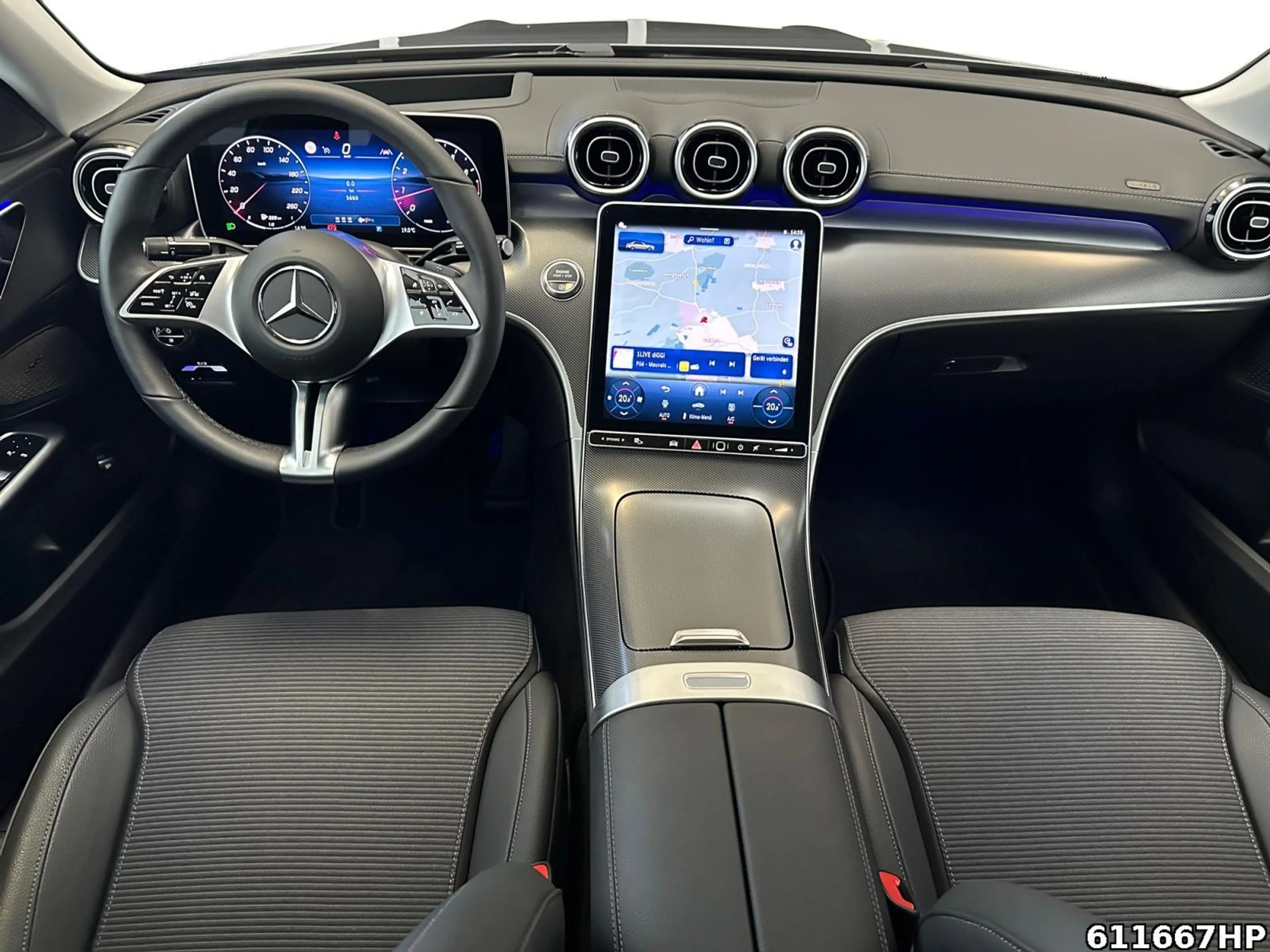 Mercedes-Benz C 180 Avantgarde  AHK Keyless CarPlay HUD Kamera — photo 8