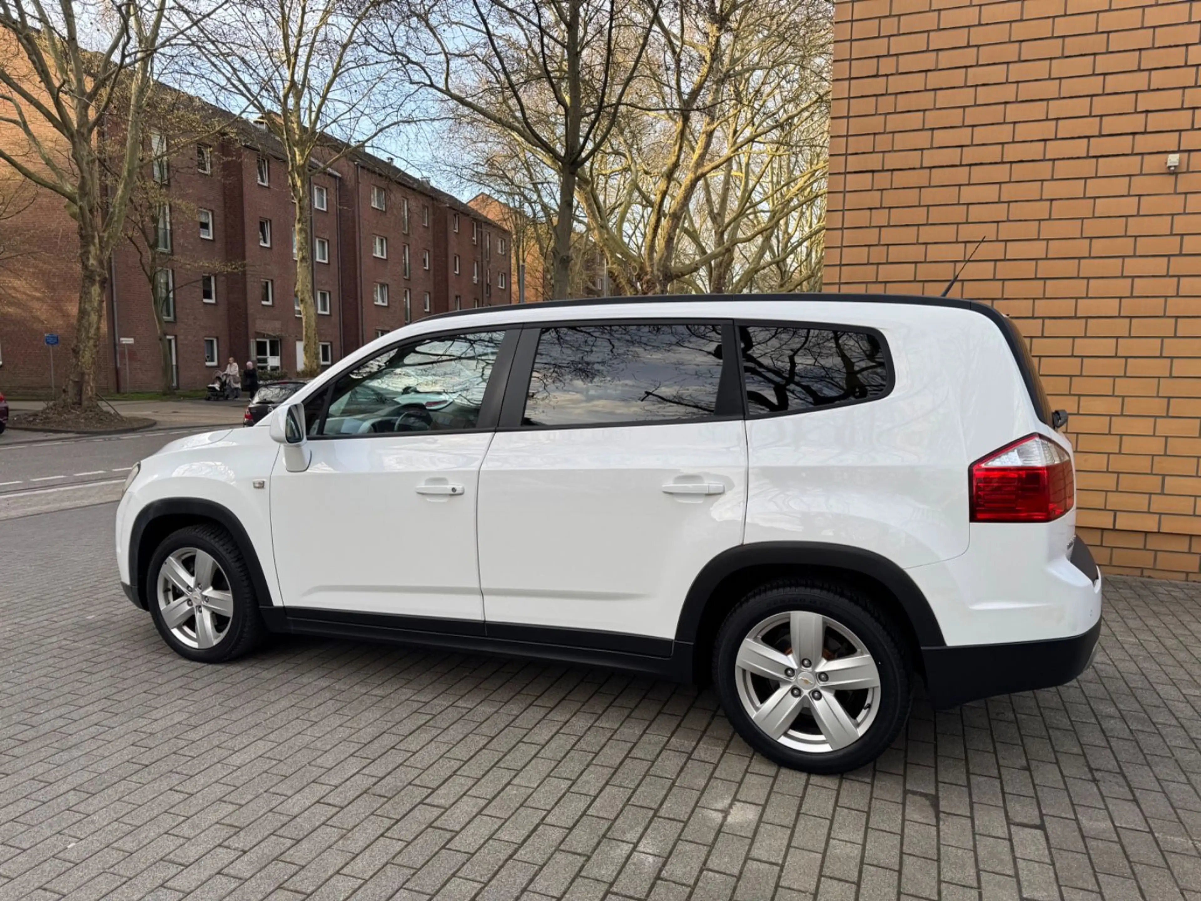 Chevrolet Orlando 1.4T LTZ/7-SITZER/NAVI/R-KAMERA/GEPFLEGT — photo 7