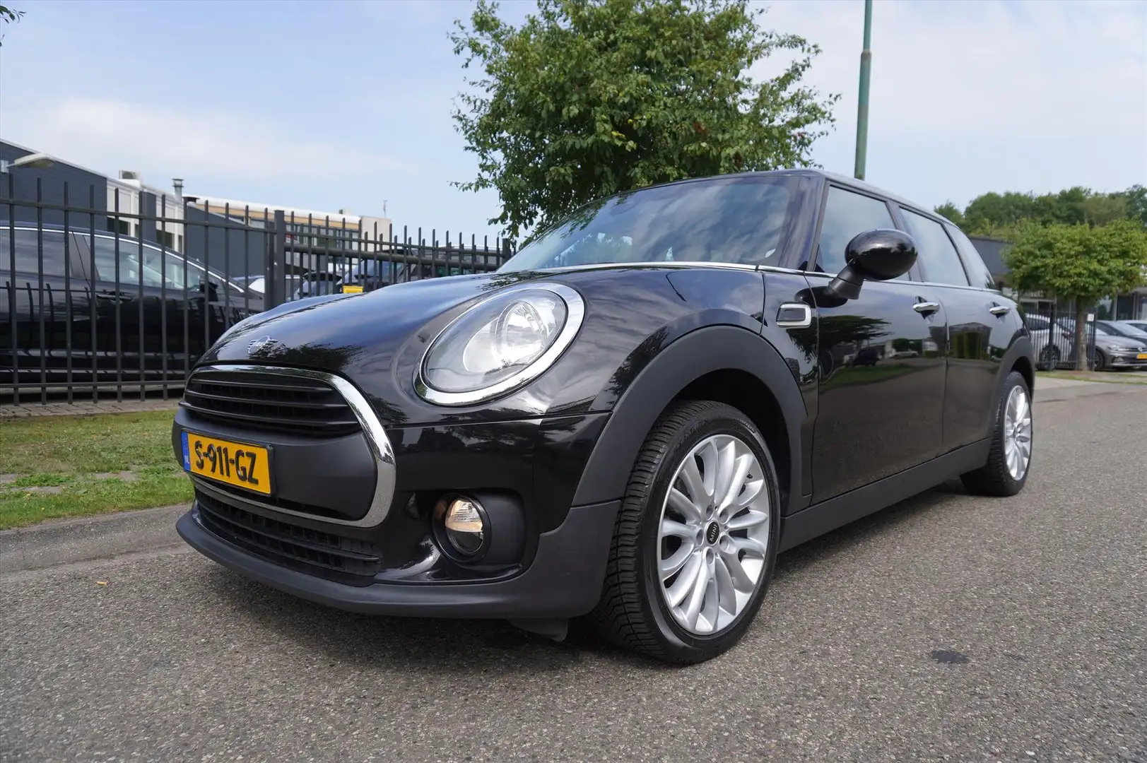 MINI Mini Clubman (f54) 1.5 102pk Harman/Kardon Navi Gr Negru - 1