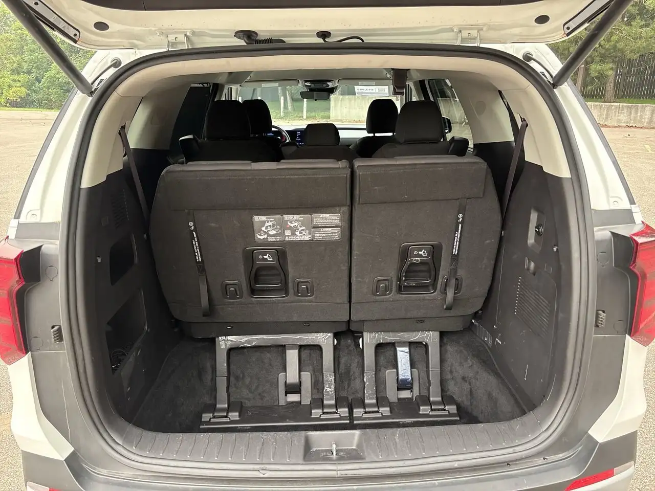 Kia Carnival photo Kia Carnival