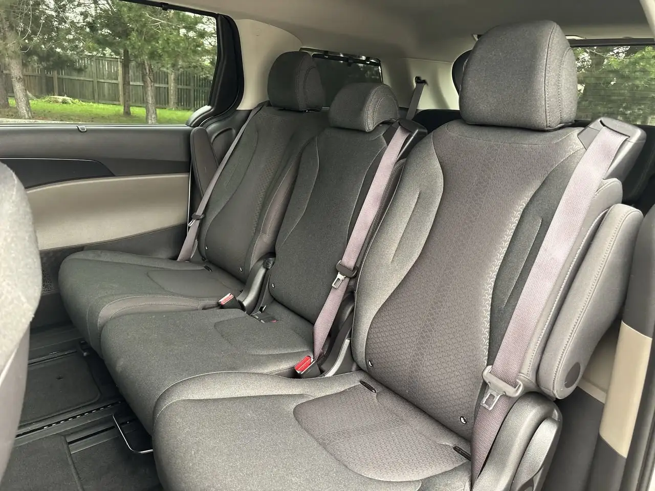 Kia Carnival photo Kia Carnival