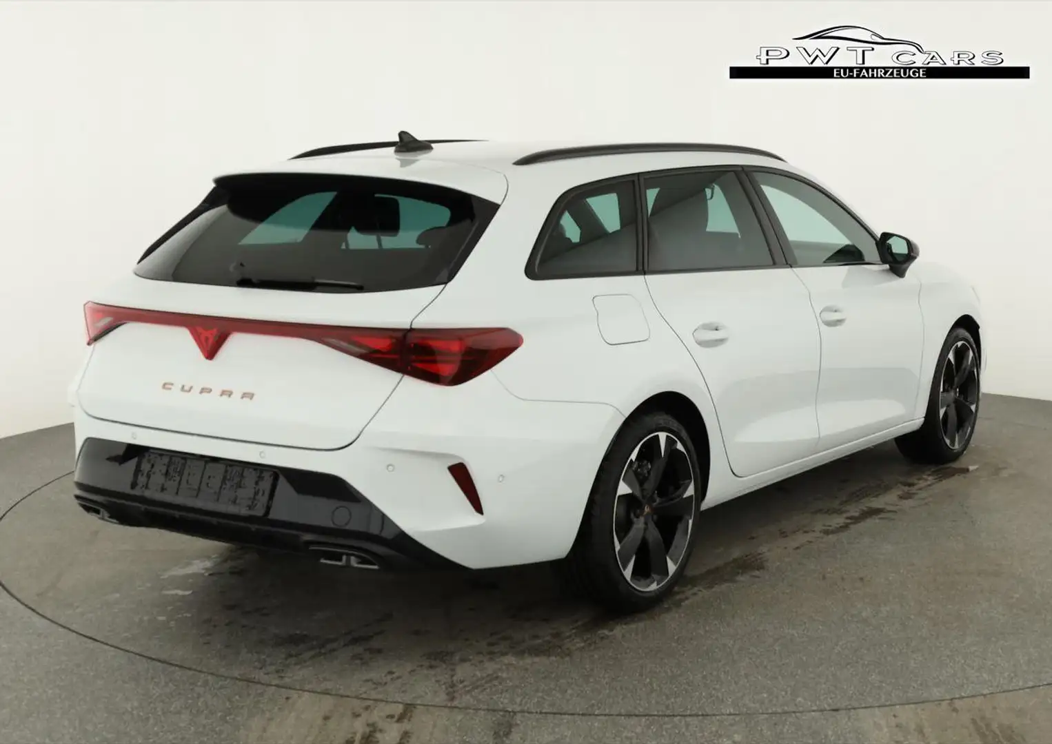 CUPRA Leon Sportstourer 1.5 eTSI 110 kW ST DSG, AHK, Navi,... Weiß - 2