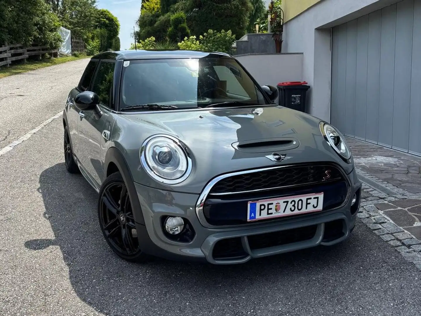 MINI Cooper S MINI Cooper S COOPER S Grau - 1