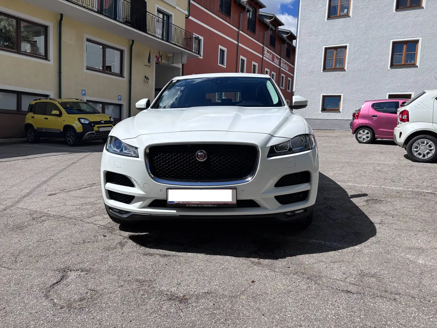Jaguar F-Pace F-Pace 20d AWD Prestige Aut. Prestige Weiß - 2